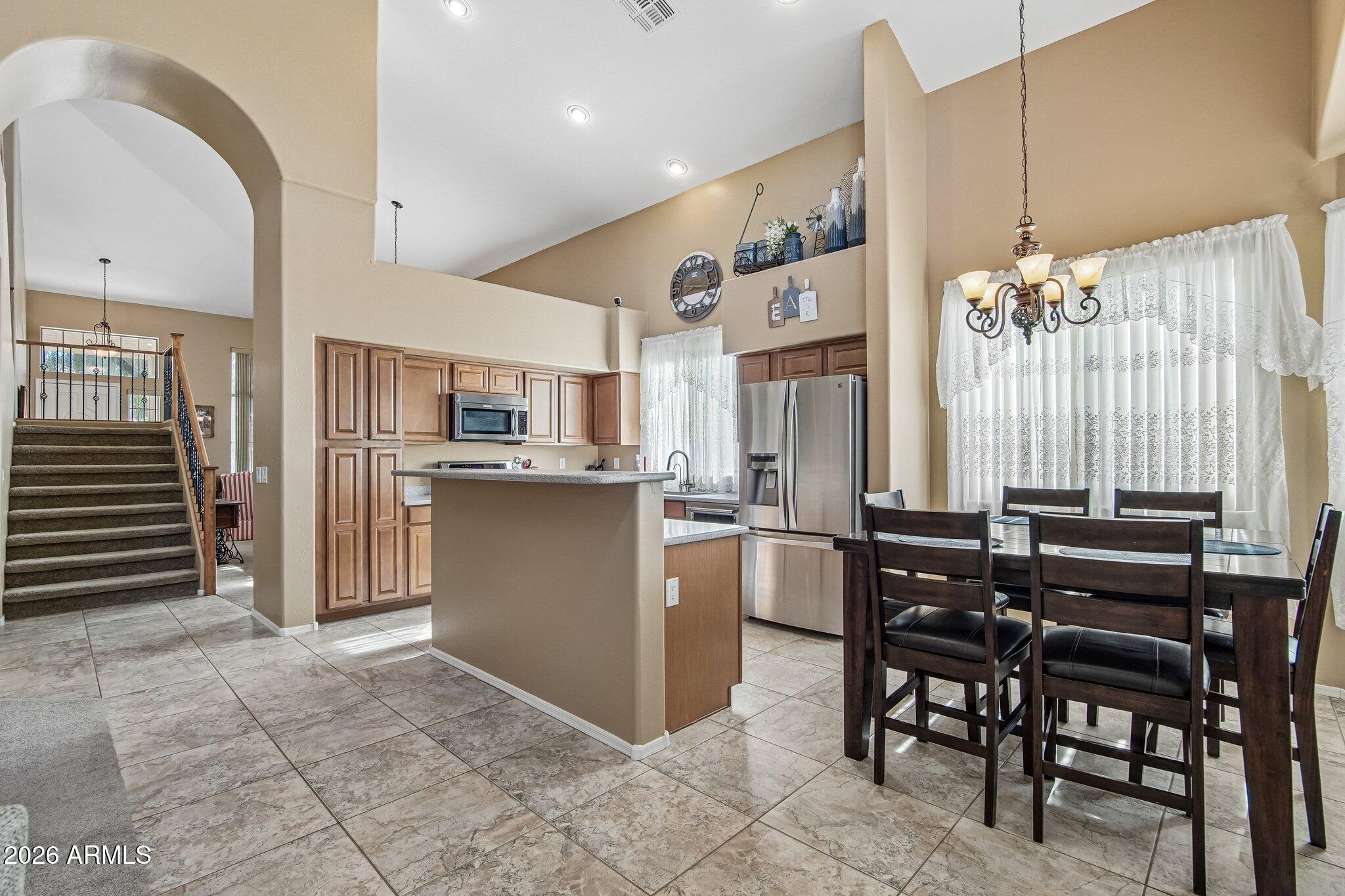 2408 W CRIMSON Terrace