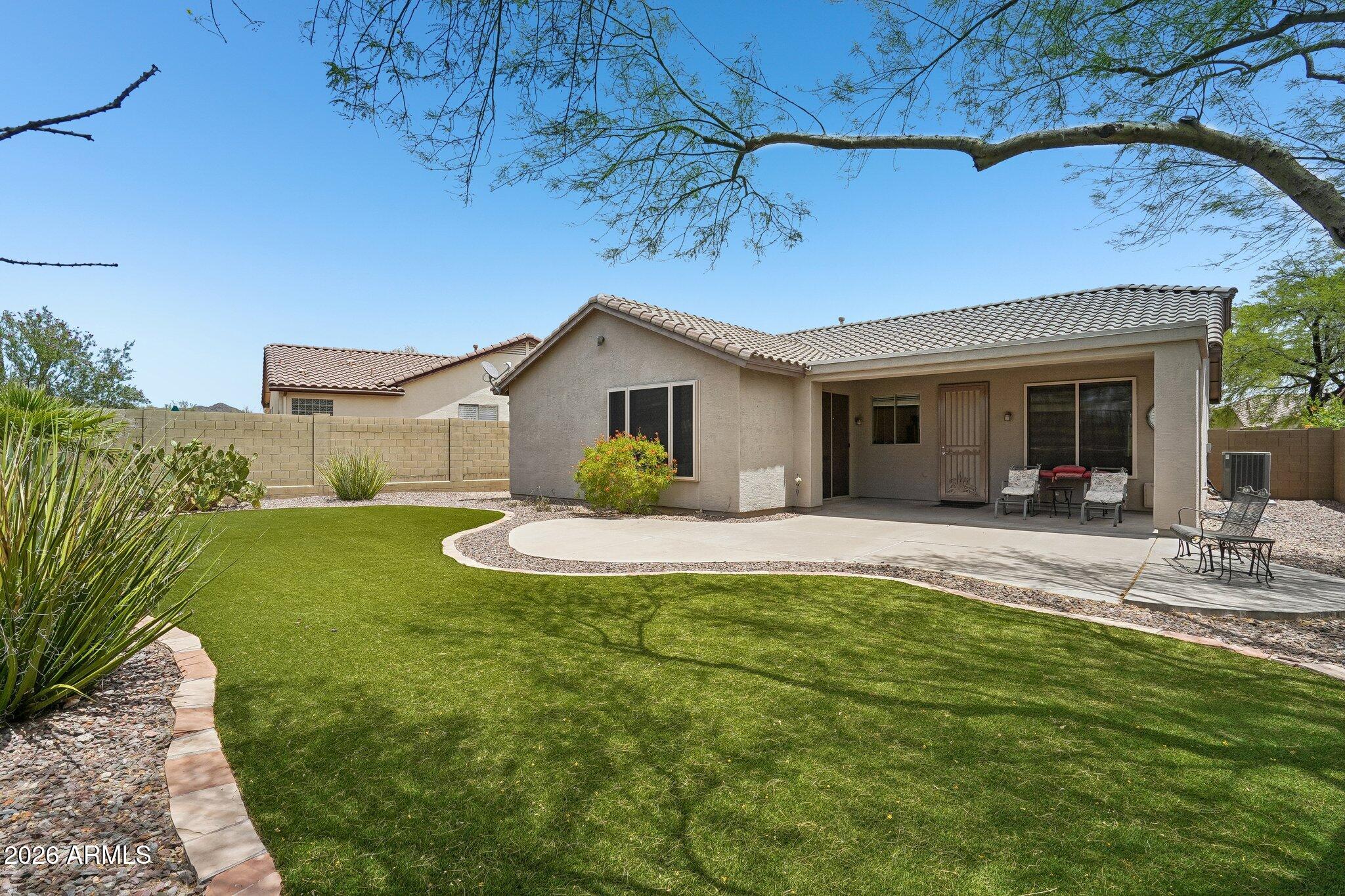 40428 N HIGH NOON Way