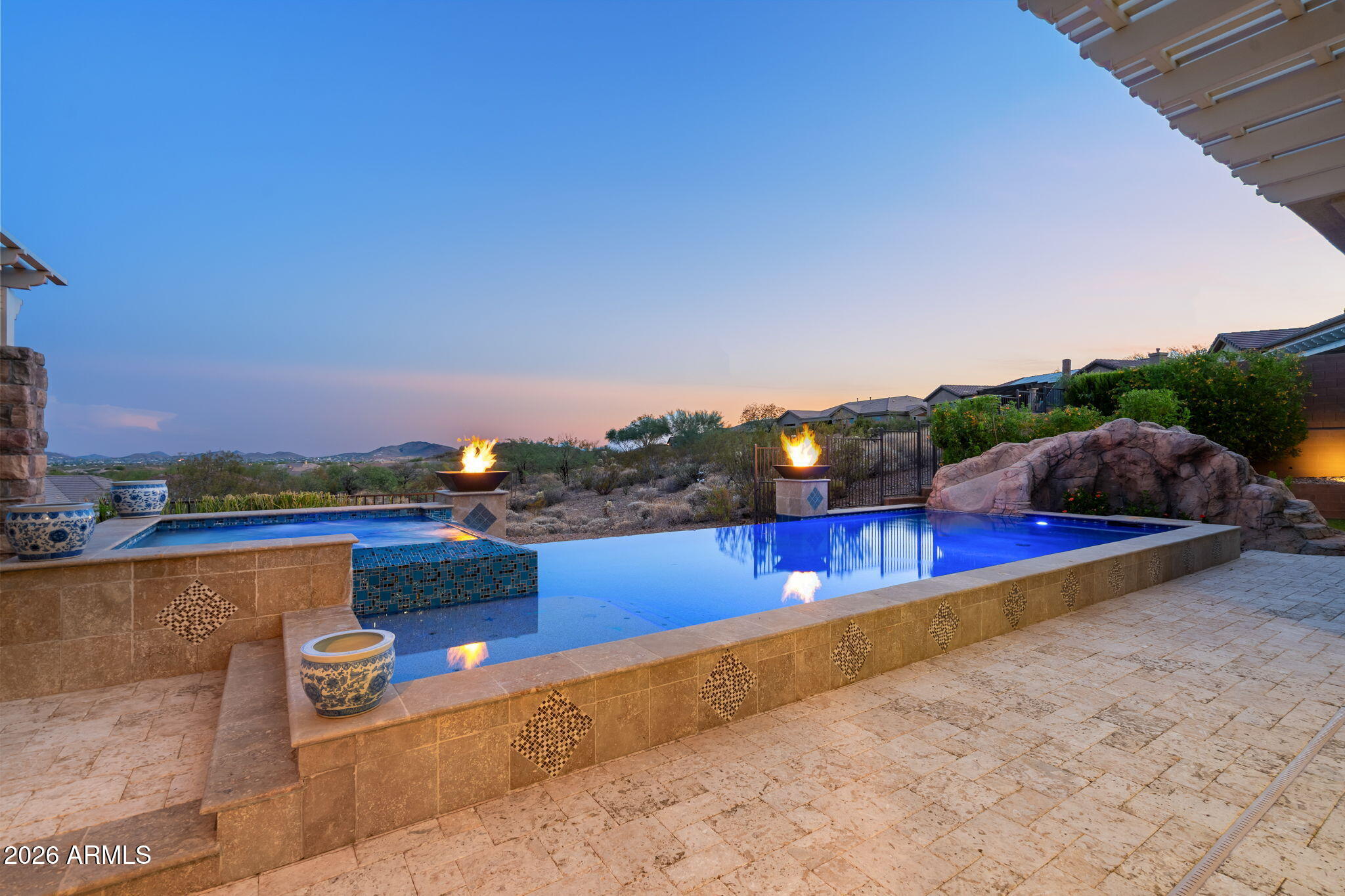 42139 N MOUNTAIN COVE Drive