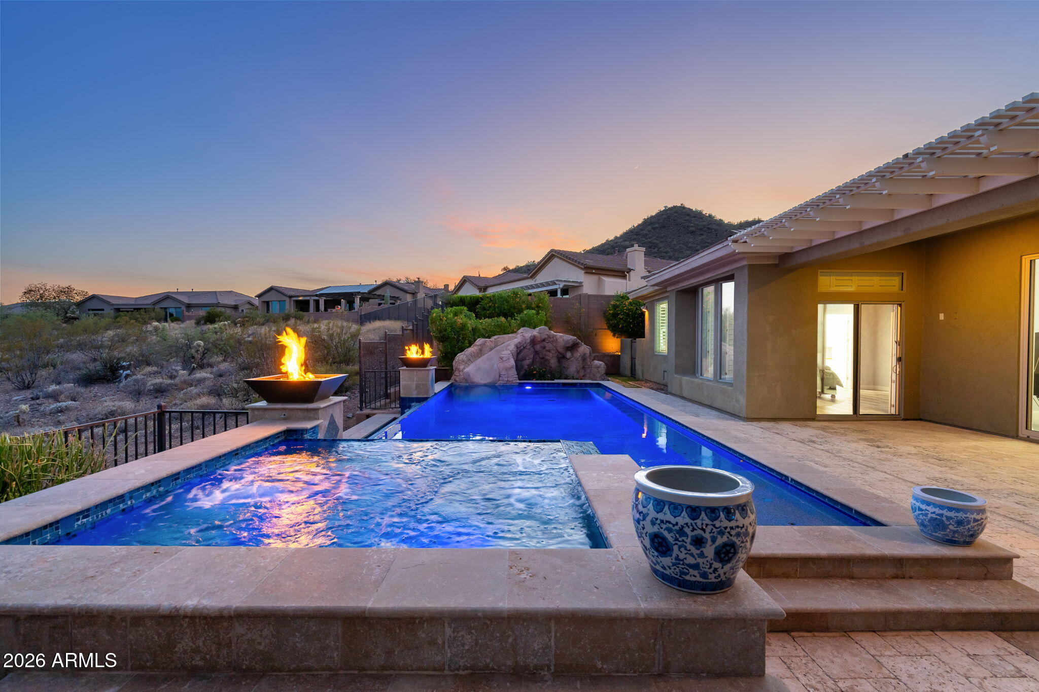 42139 N MOUNTAIN COVE Drive