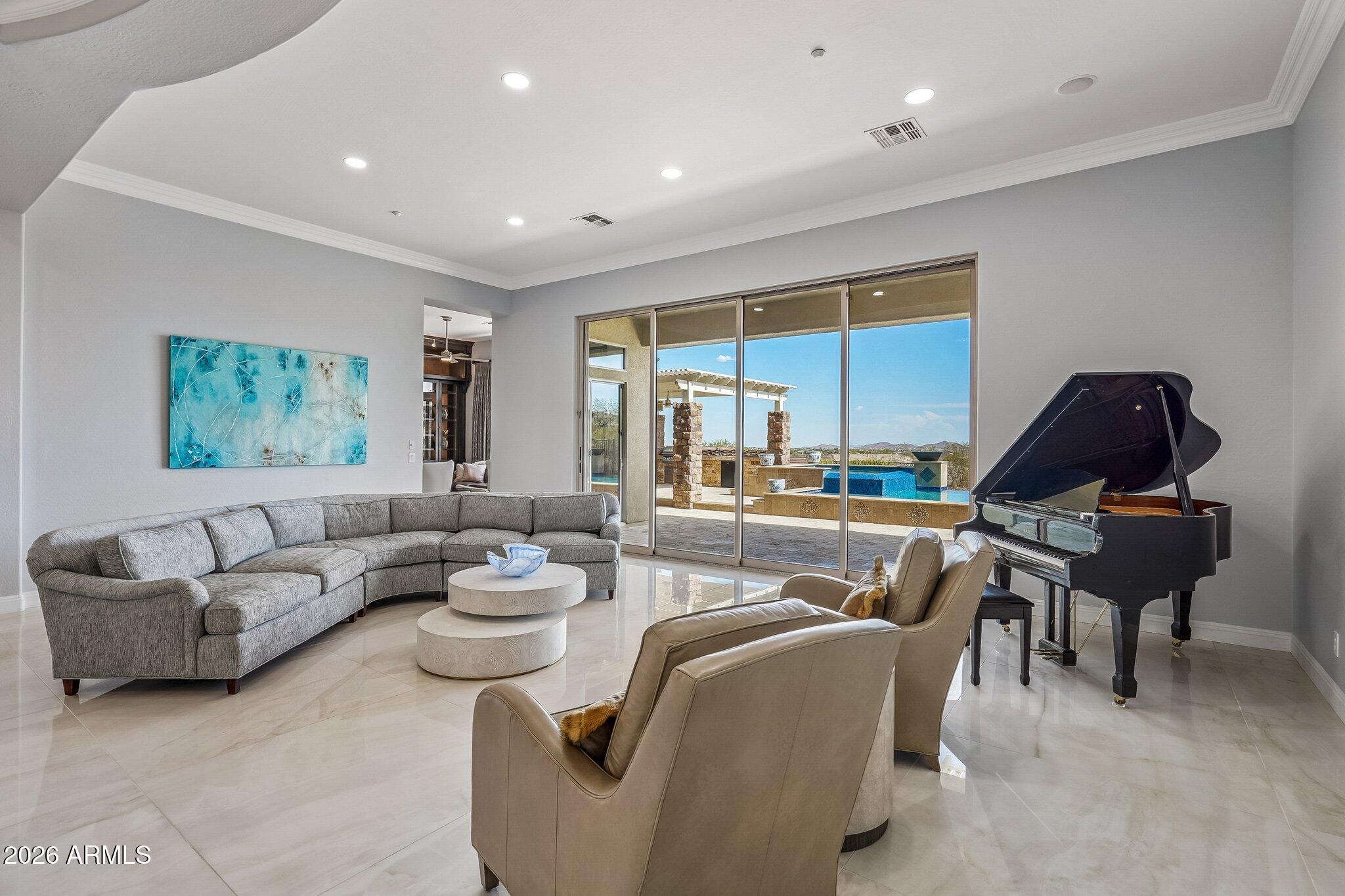 42139 N MOUNTAIN COVE Drive