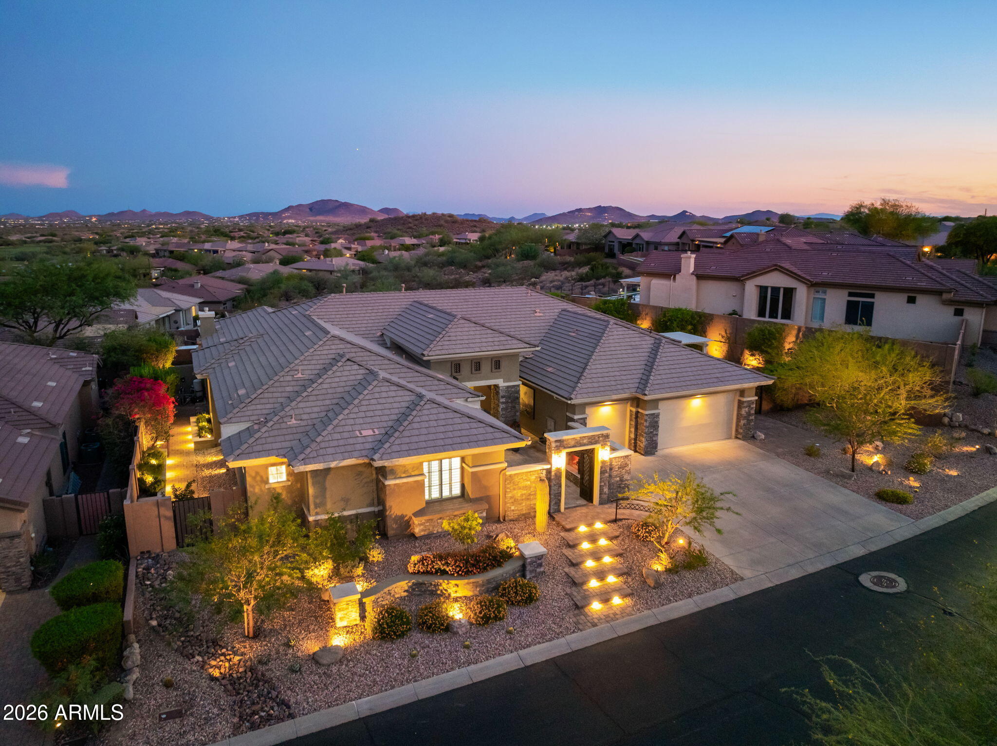 42139 N MOUNTAIN COVE Drive