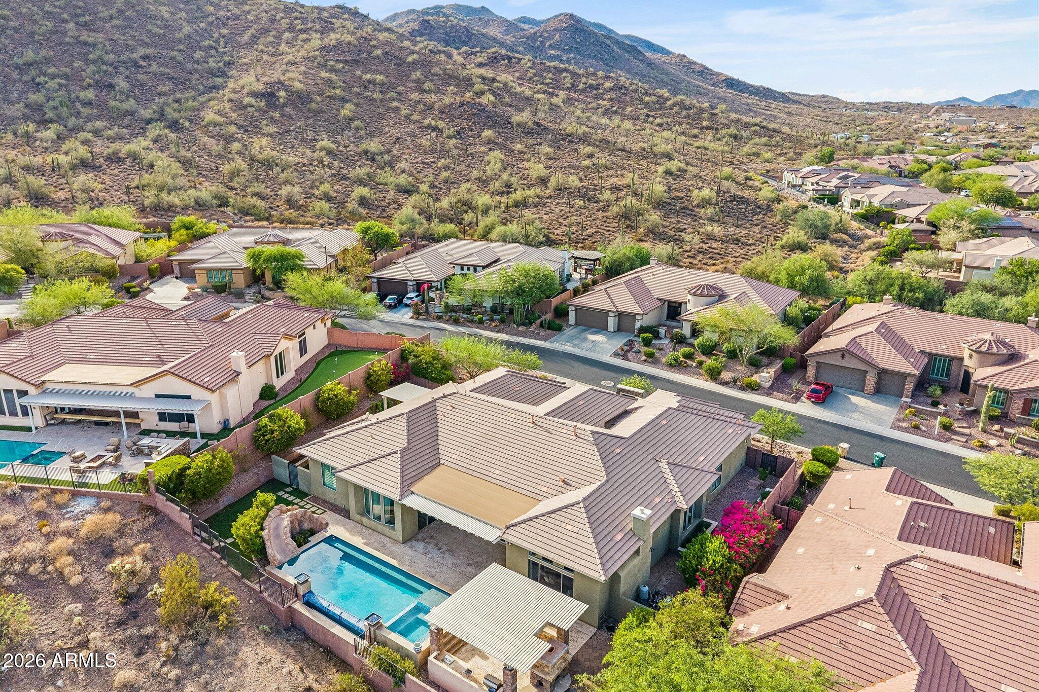 42139 N MOUNTAIN COVE Drive