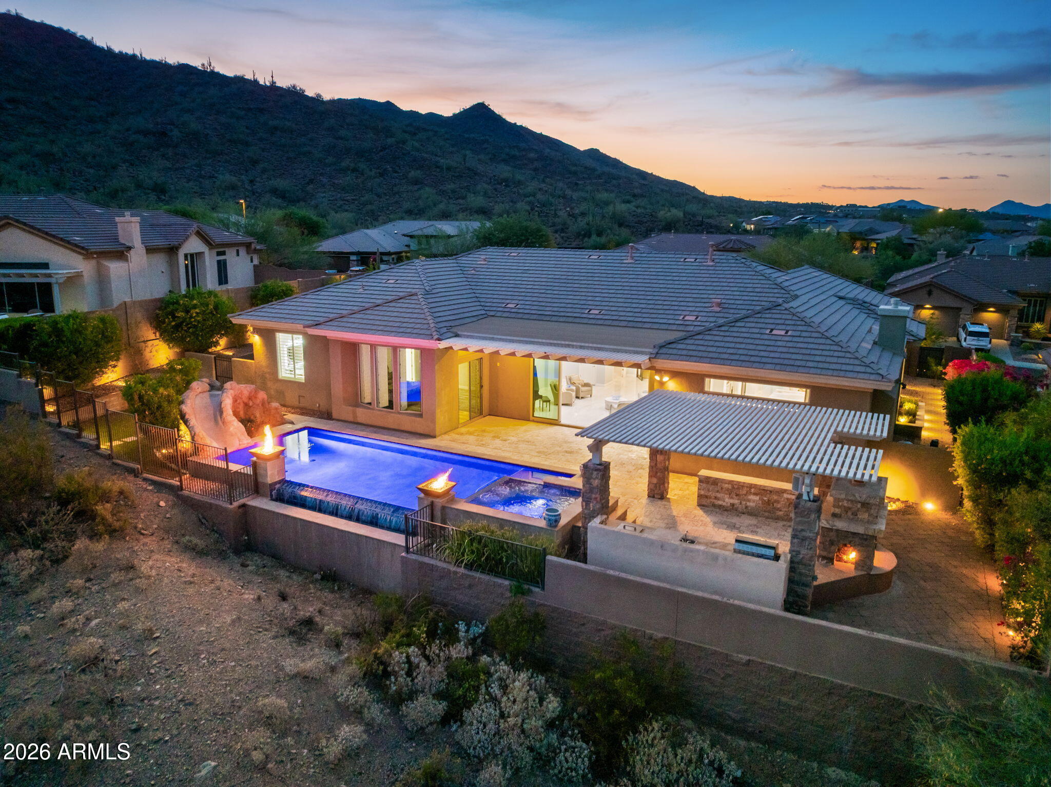 42139 N MOUNTAIN COVE Drive
