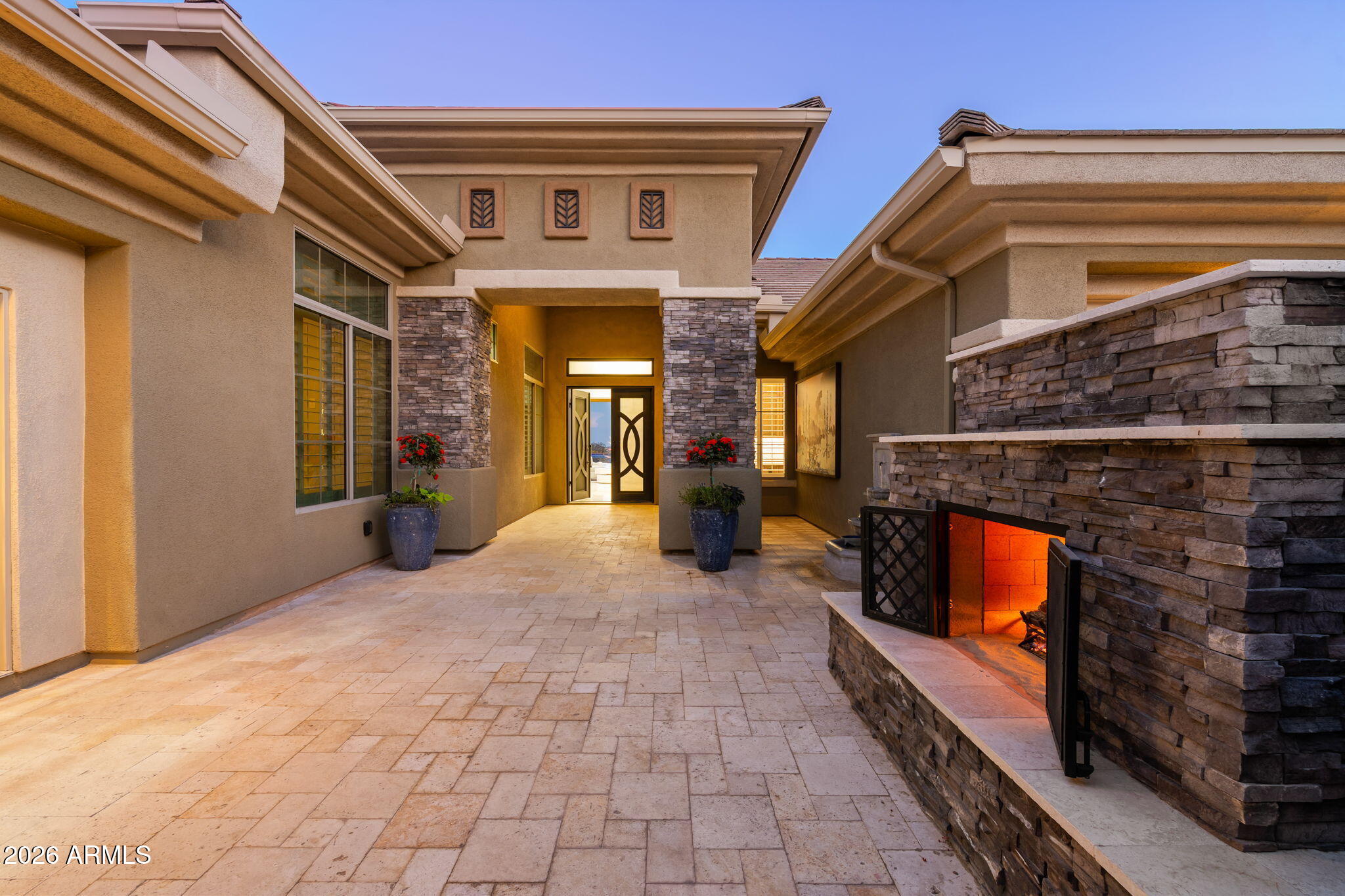 42139 N MOUNTAIN COVE Drive