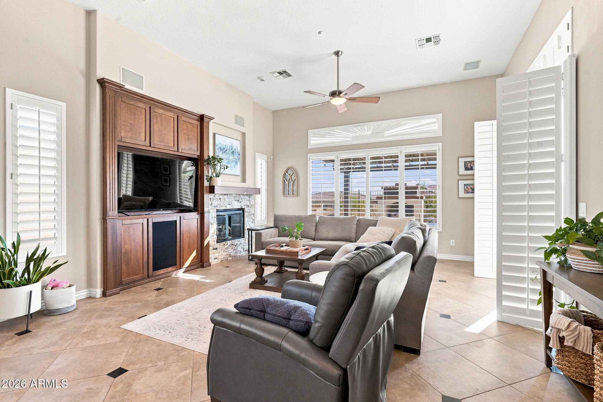 41702 N SIGNAL HILL Court