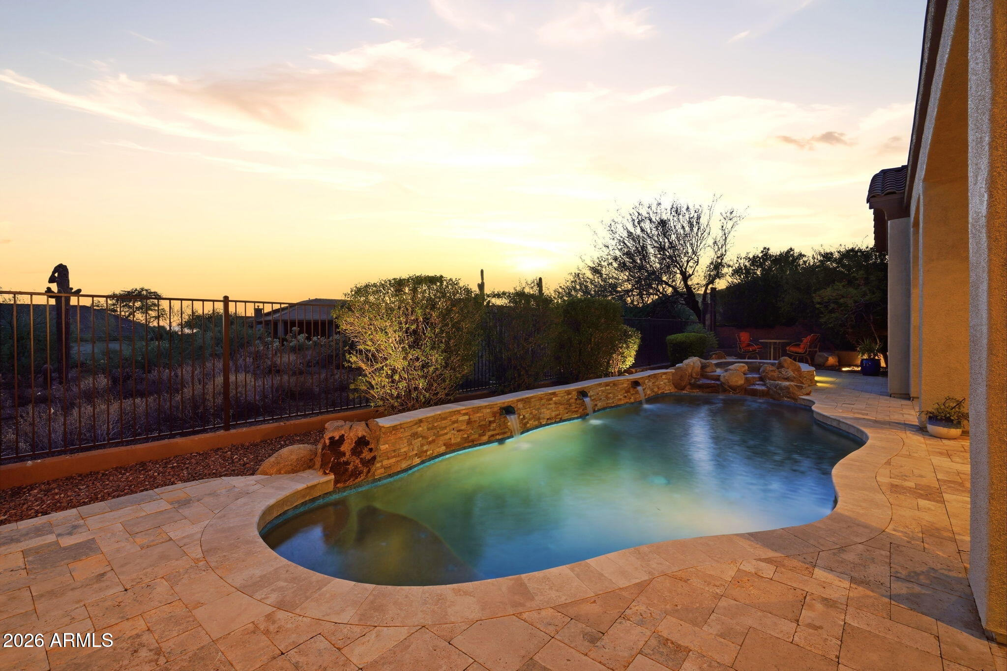 41702 N SIGNAL HILL Court