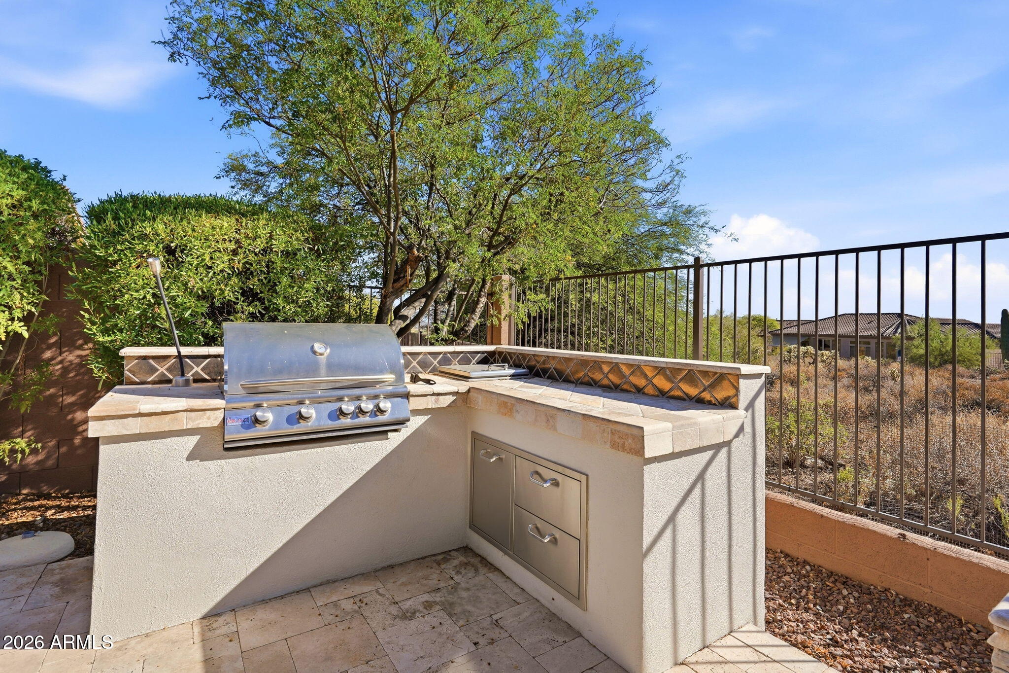 41702 N SIGNAL HILL Court