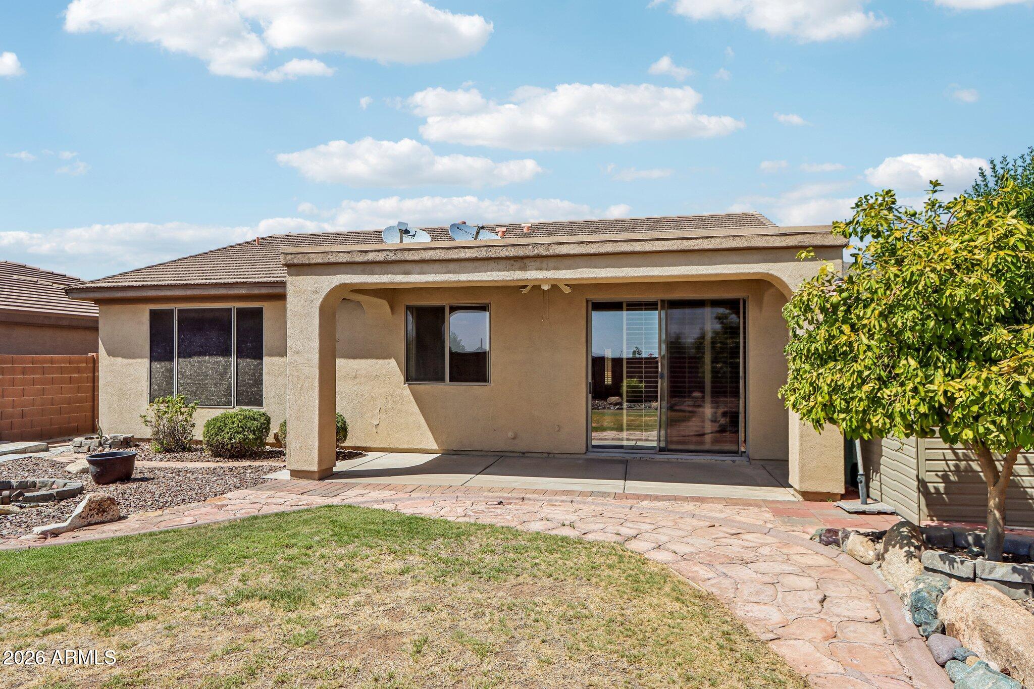 2449 W MUIRFIELD Drive