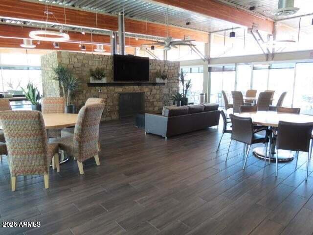 3866 E CAT BALUE Drive
