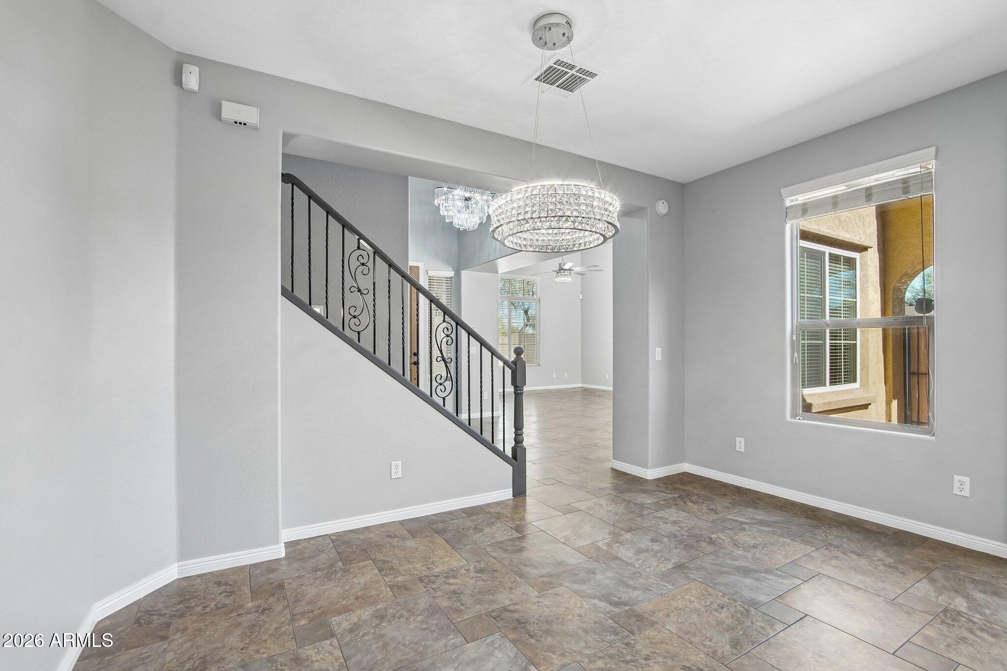 3866 E CAT BALUE Drive
