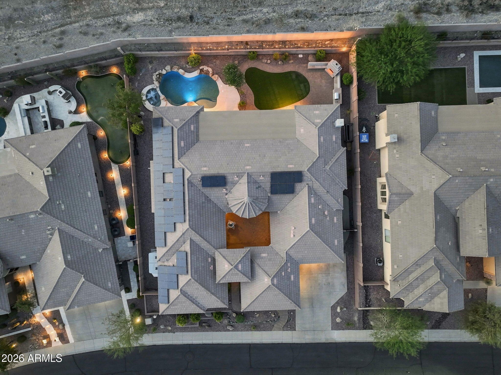 2538 W SHINNECOCK Way