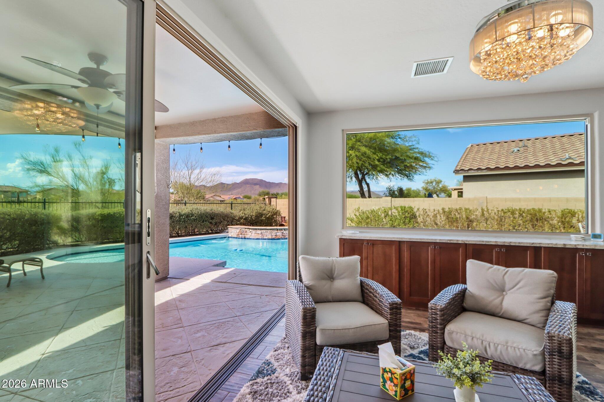 2656 W COYOTE CREEK Court