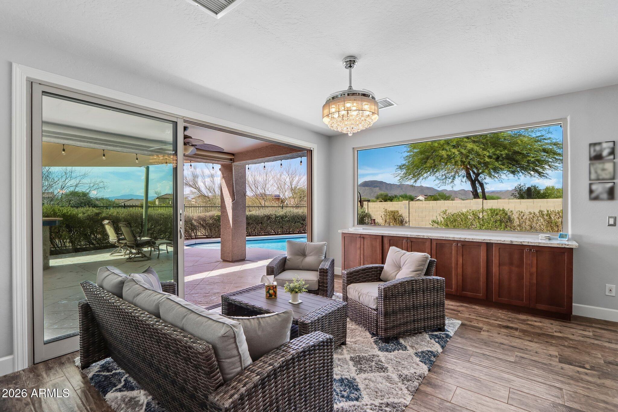 2656 W COYOTE CREEK Court