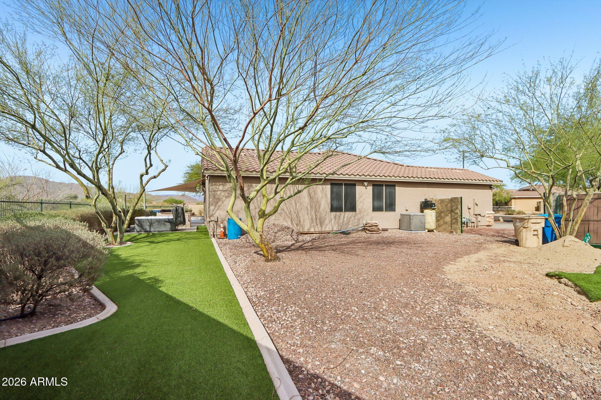 2656 W COYOTE CREEK Court