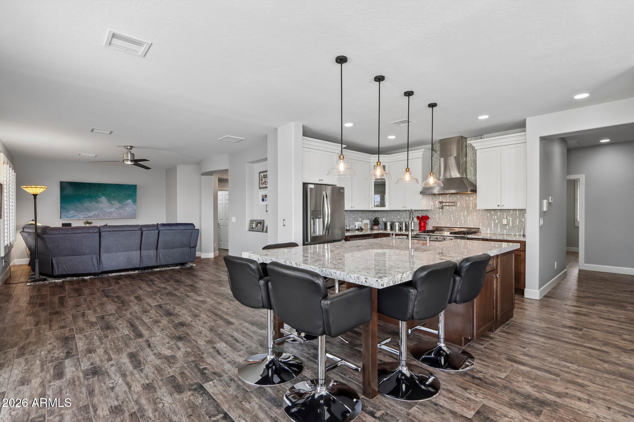 2656 W COYOTE CREEK Court