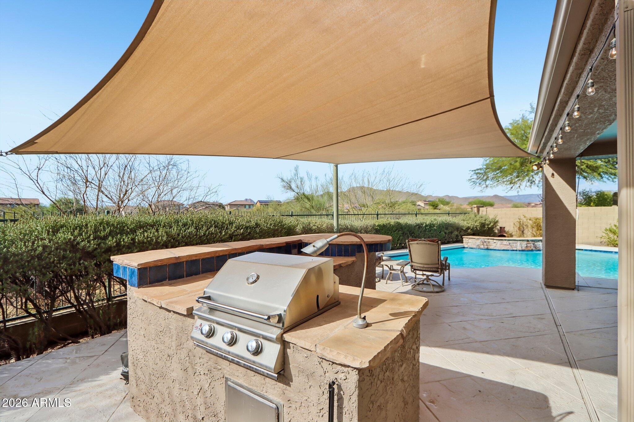 2656 W COYOTE CREEK Court