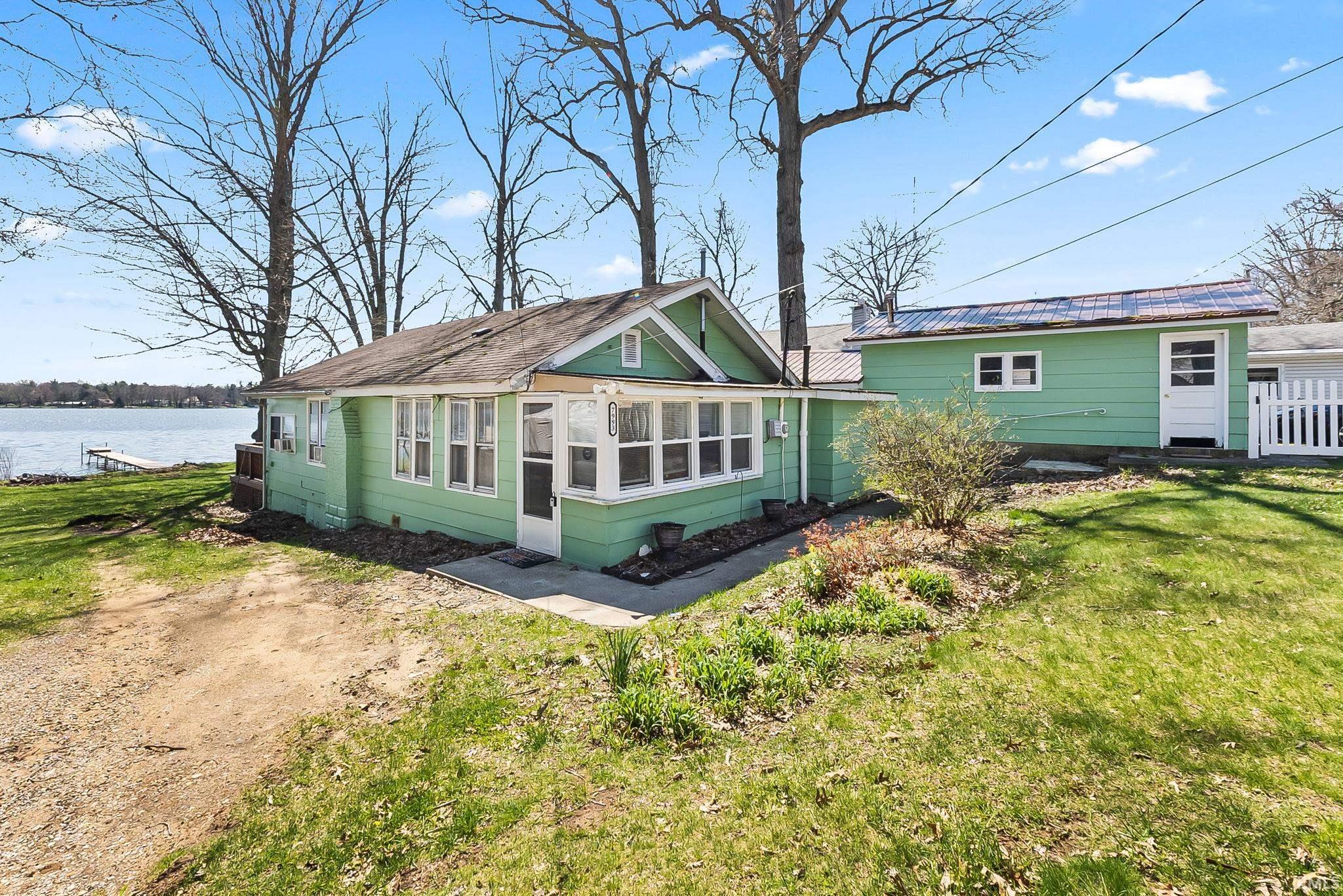 7993 N Tippecanoe Drive