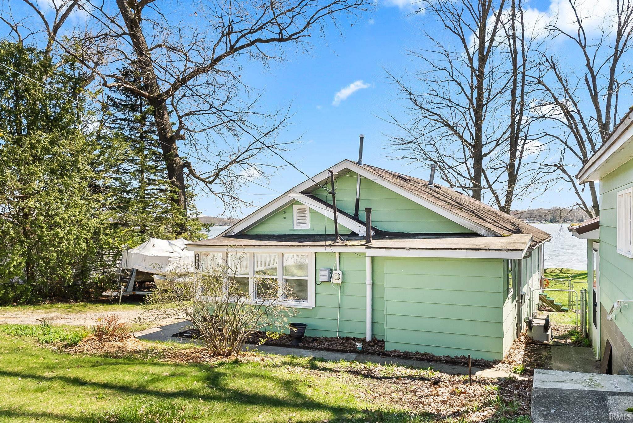 7993 N Tippecanoe Drive