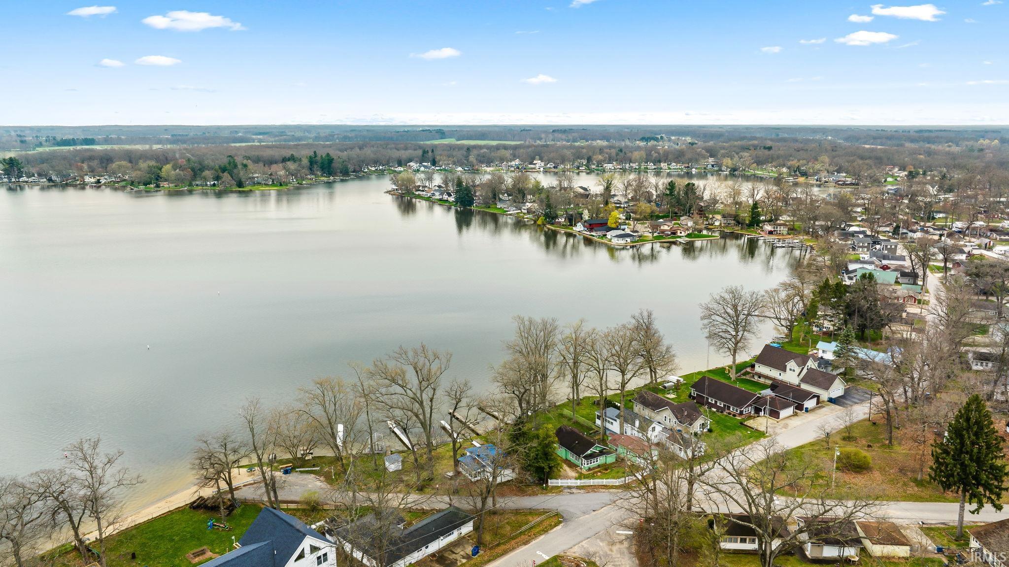 7993 N Tippecanoe Drive