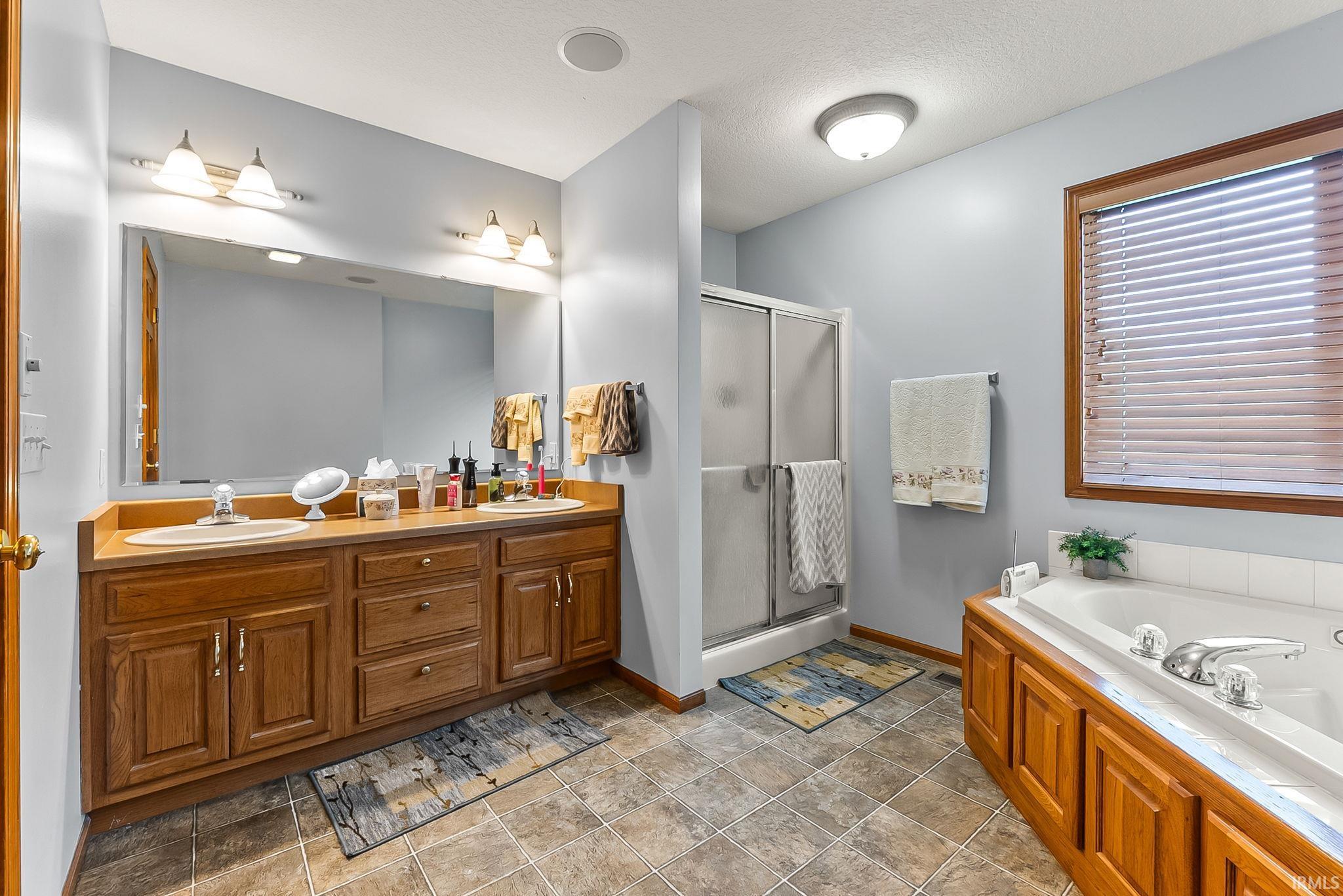8213 Gatewood Court