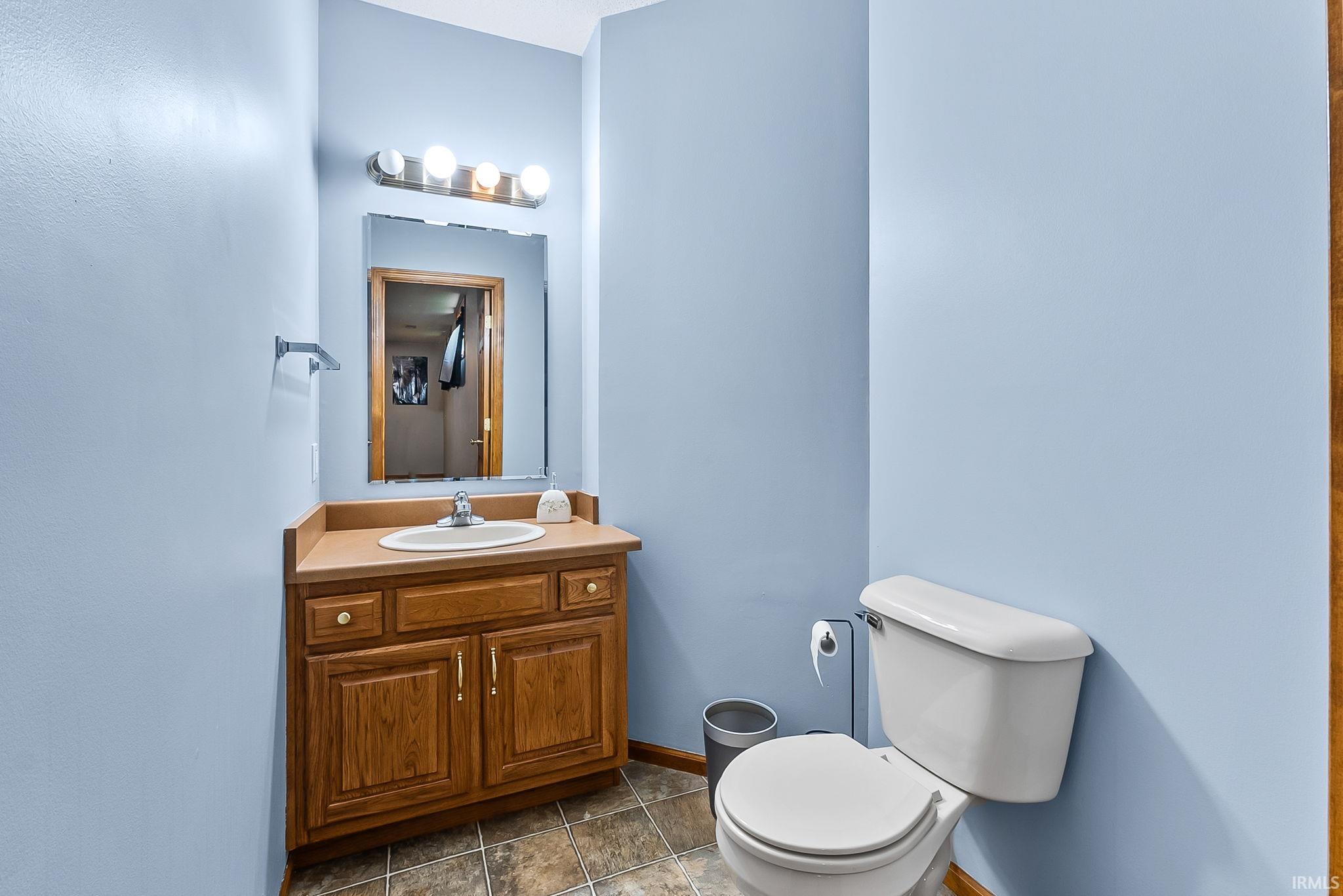 8213 Gatewood Court