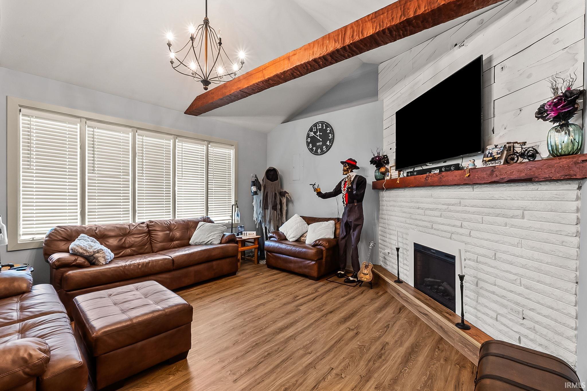 11035 E Cherokee Drive