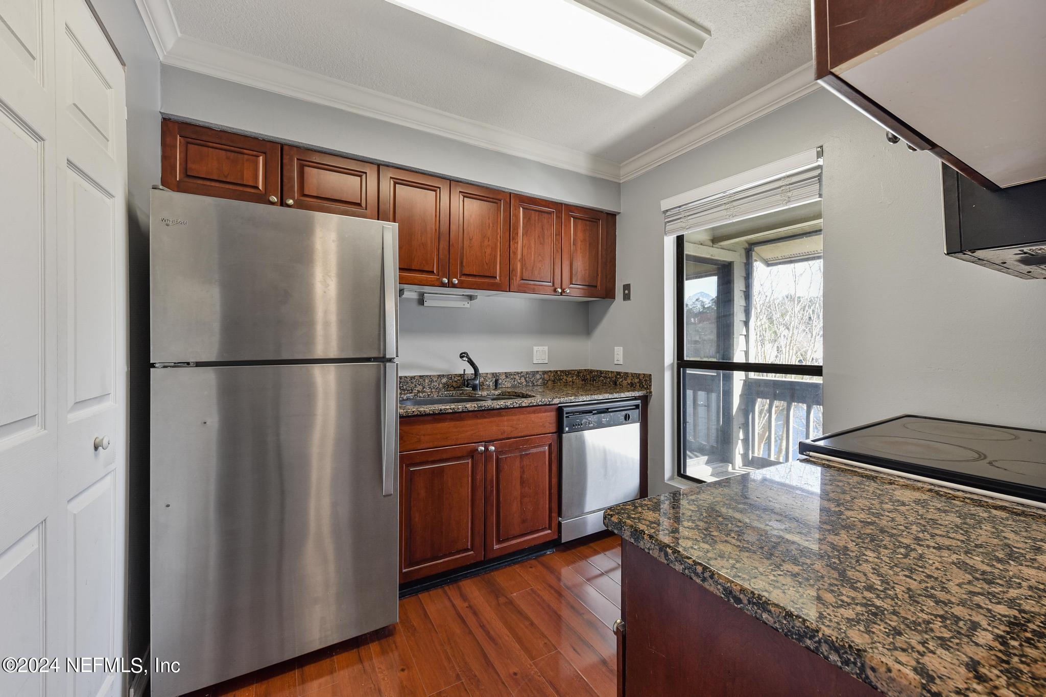 10200 BELLE RIVE Boulevard, 88