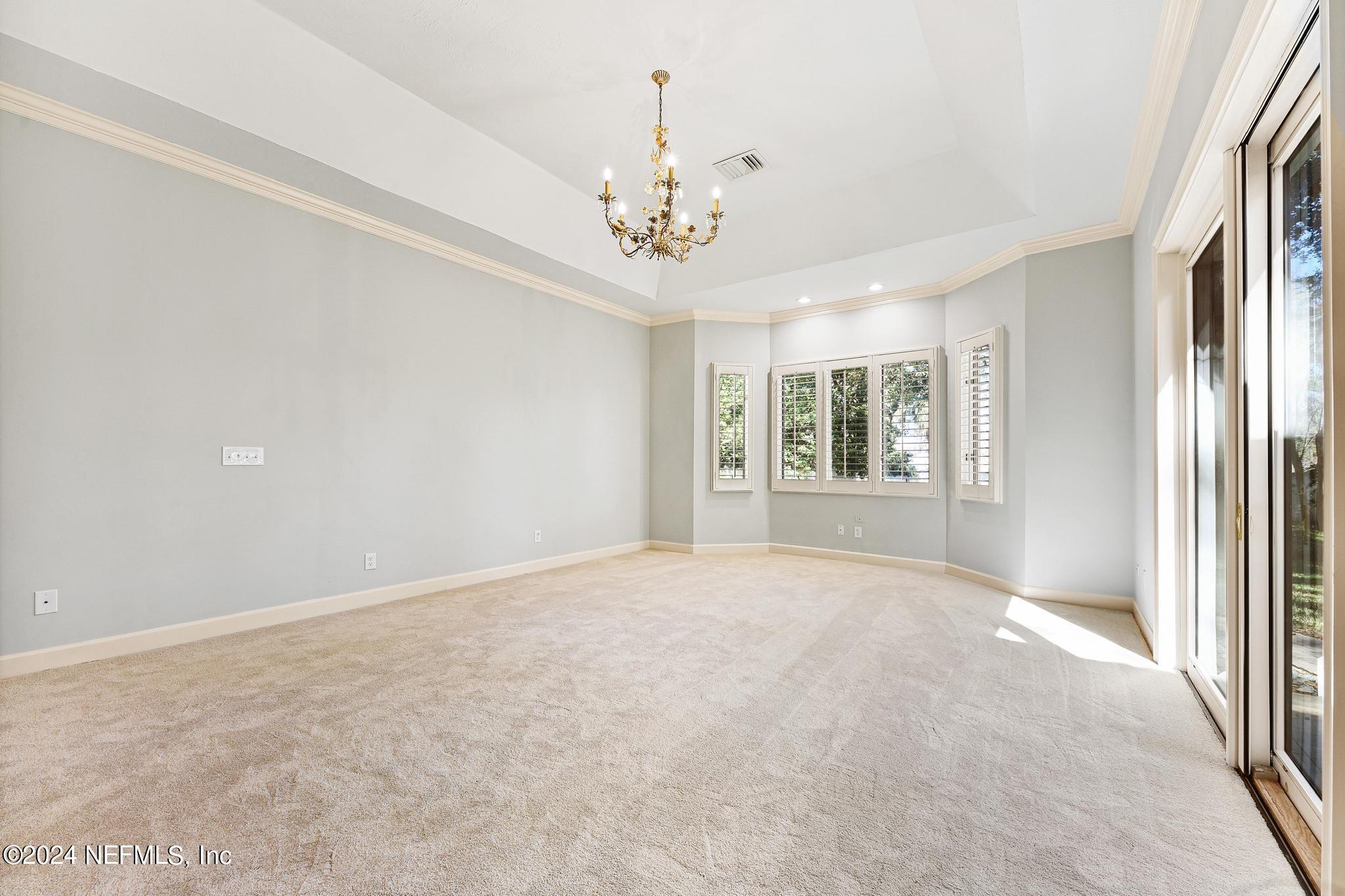 6823 LINFORD Lane
