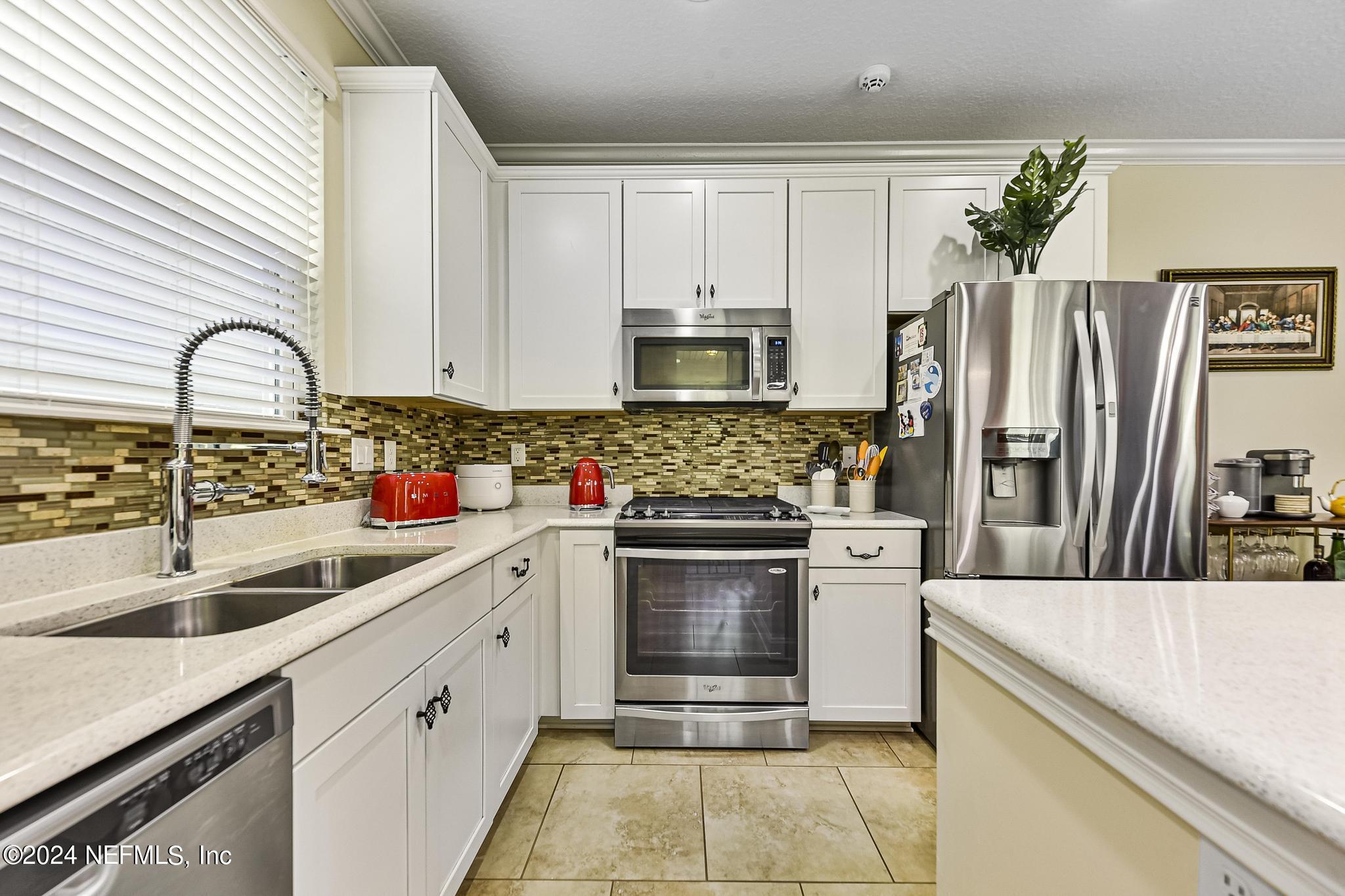 48 FRONTIERLAND Trail