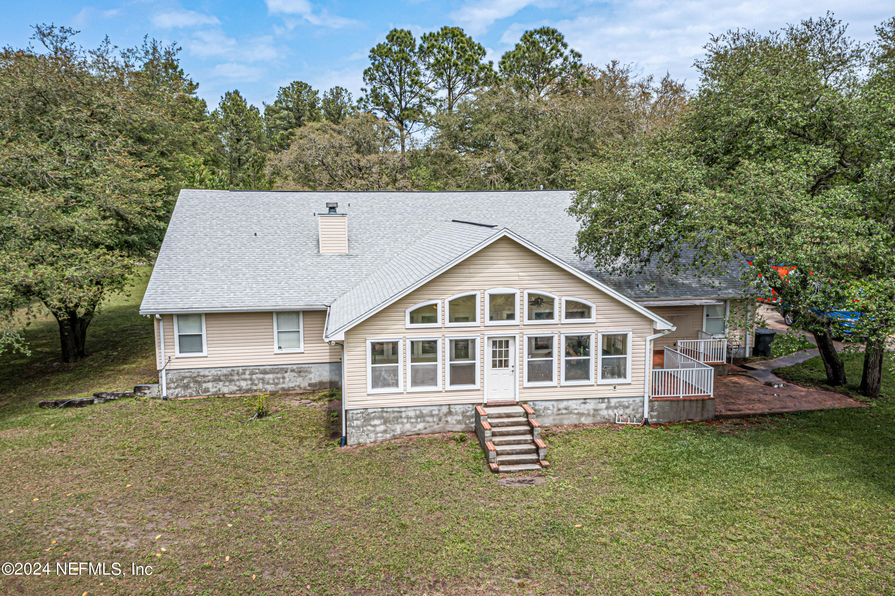 3991 LIGHTNING Lane