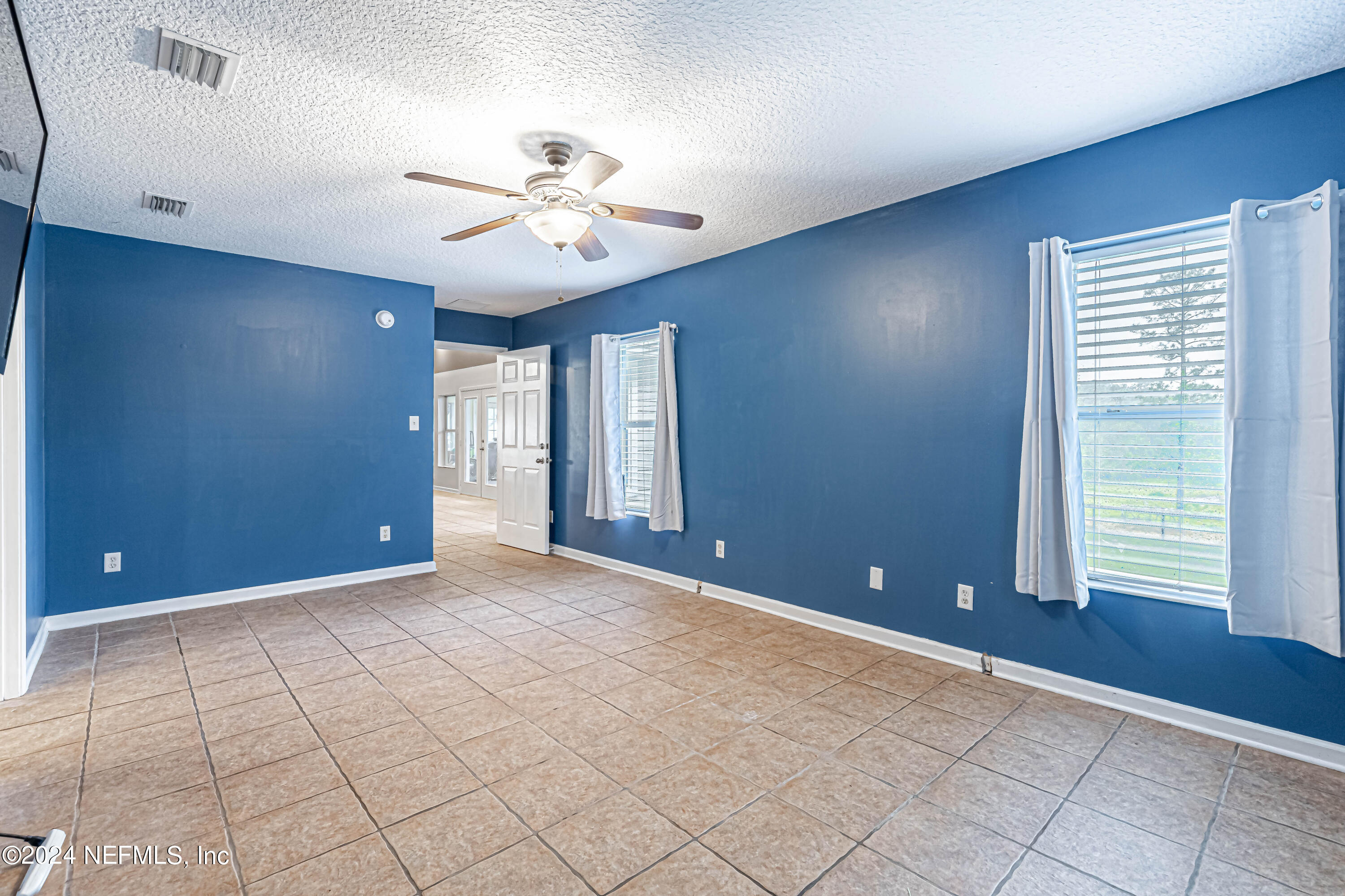 3991 LIGHTNING Lane