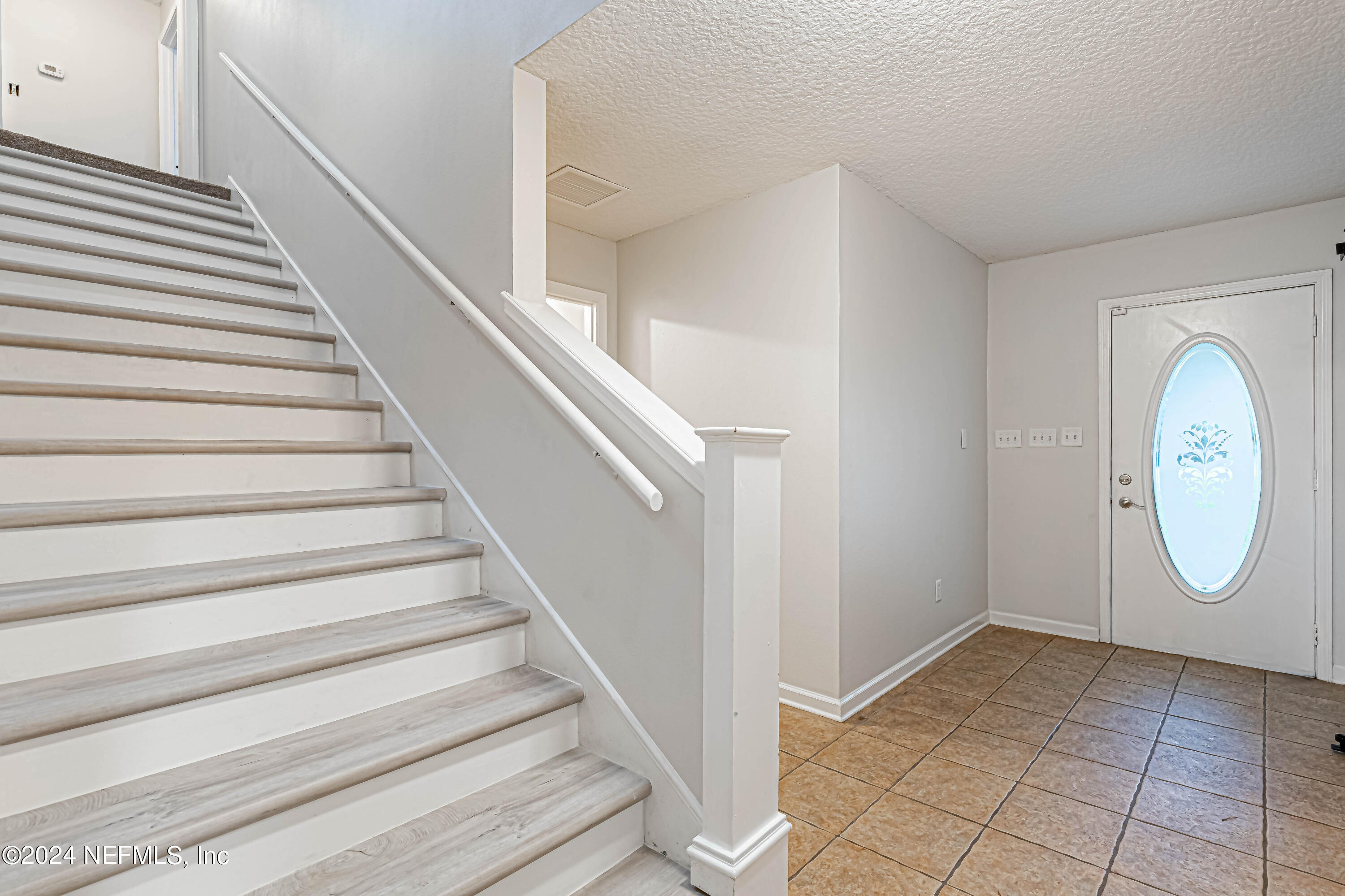 3991 LIGHTNING Lane