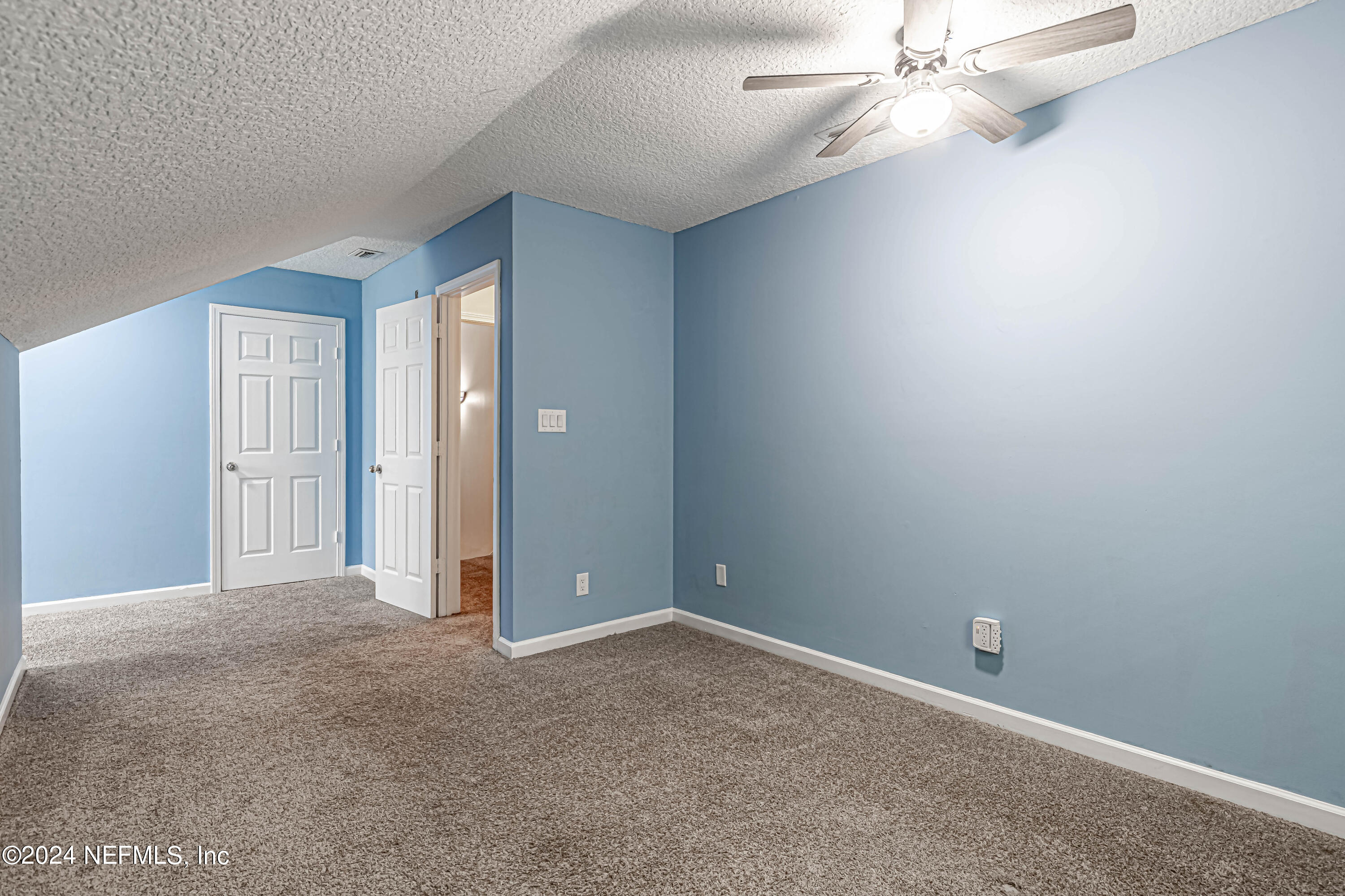 3991 LIGHTNING Lane