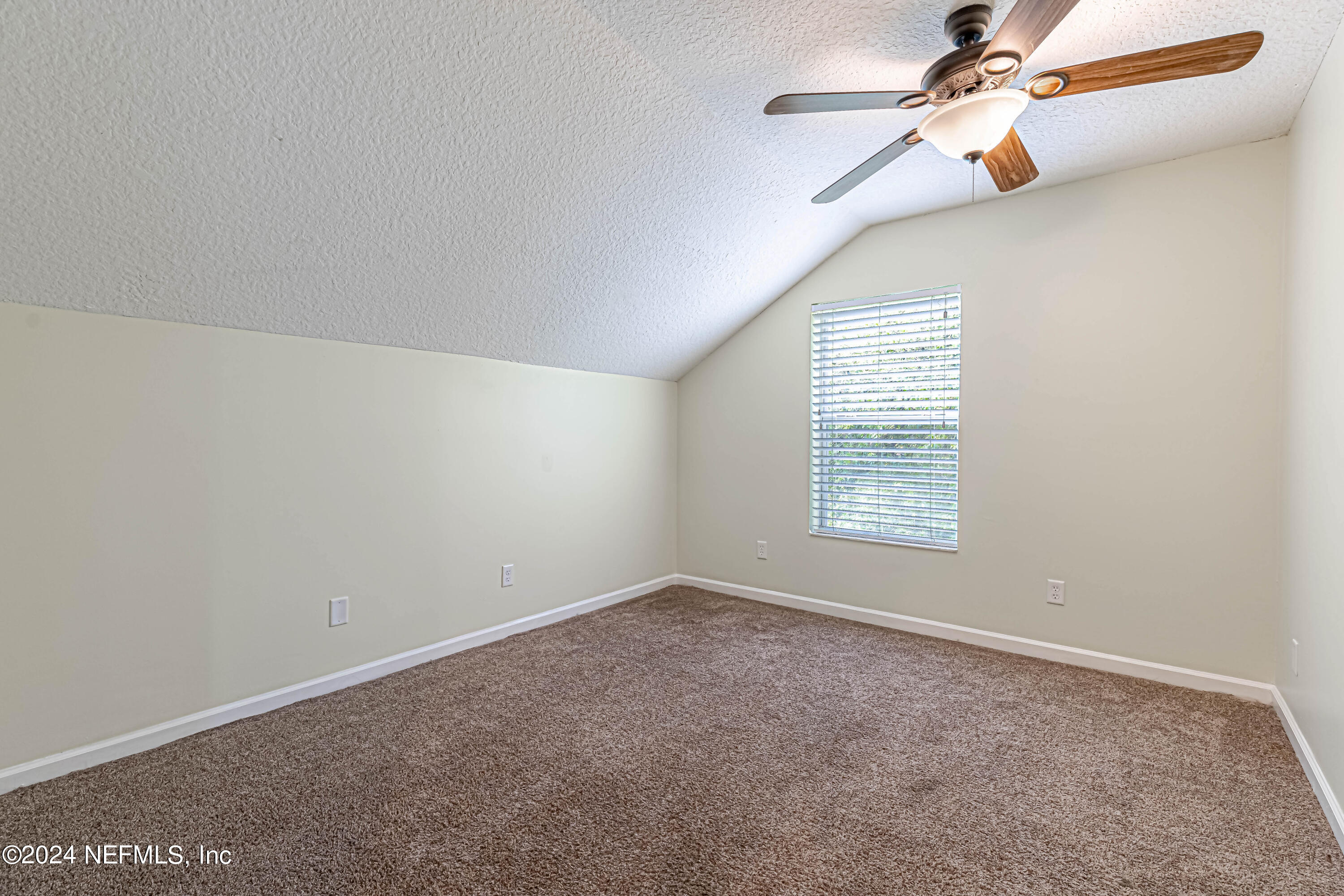3991 LIGHTNING Lane