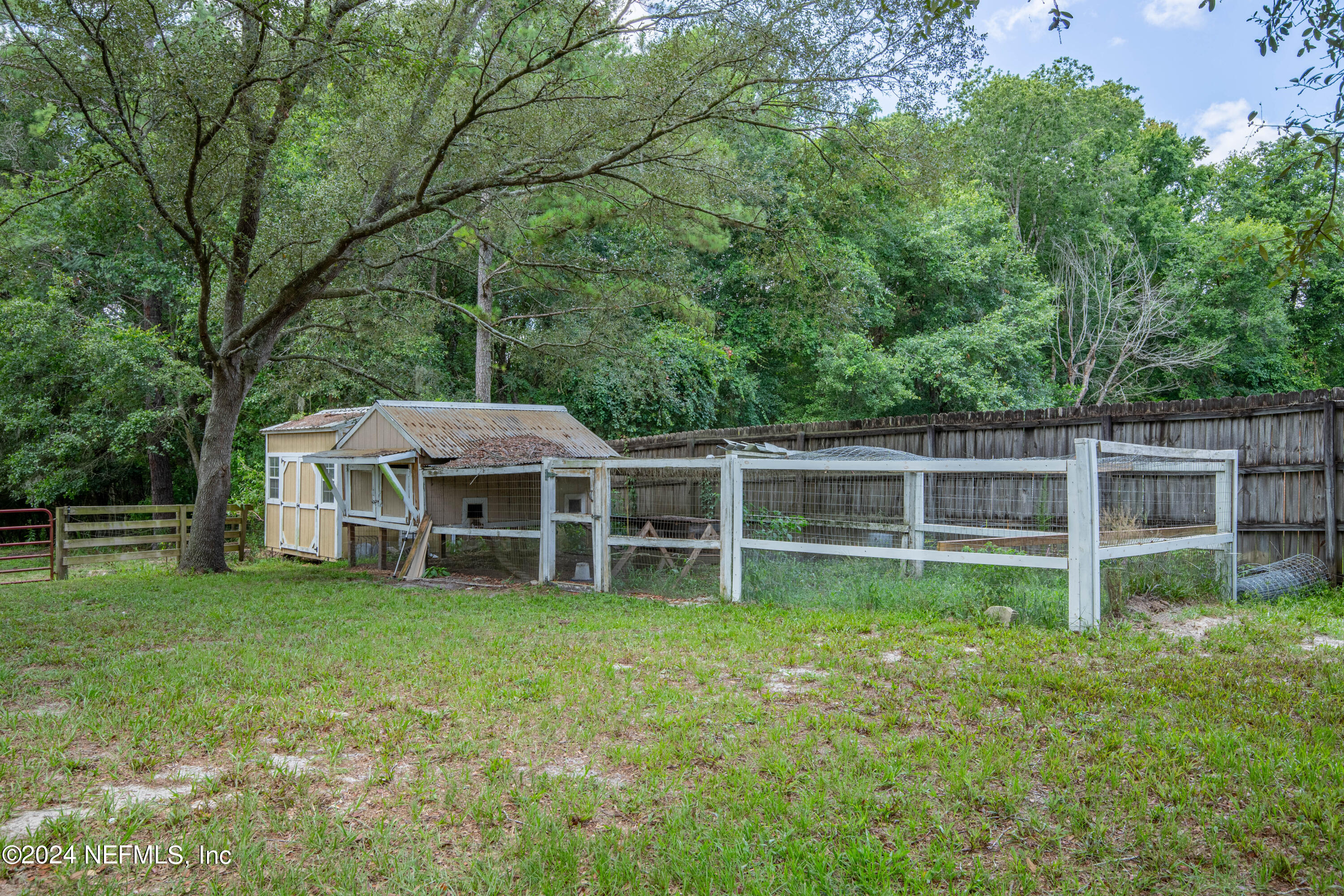 3991 LIGHTNING Lane