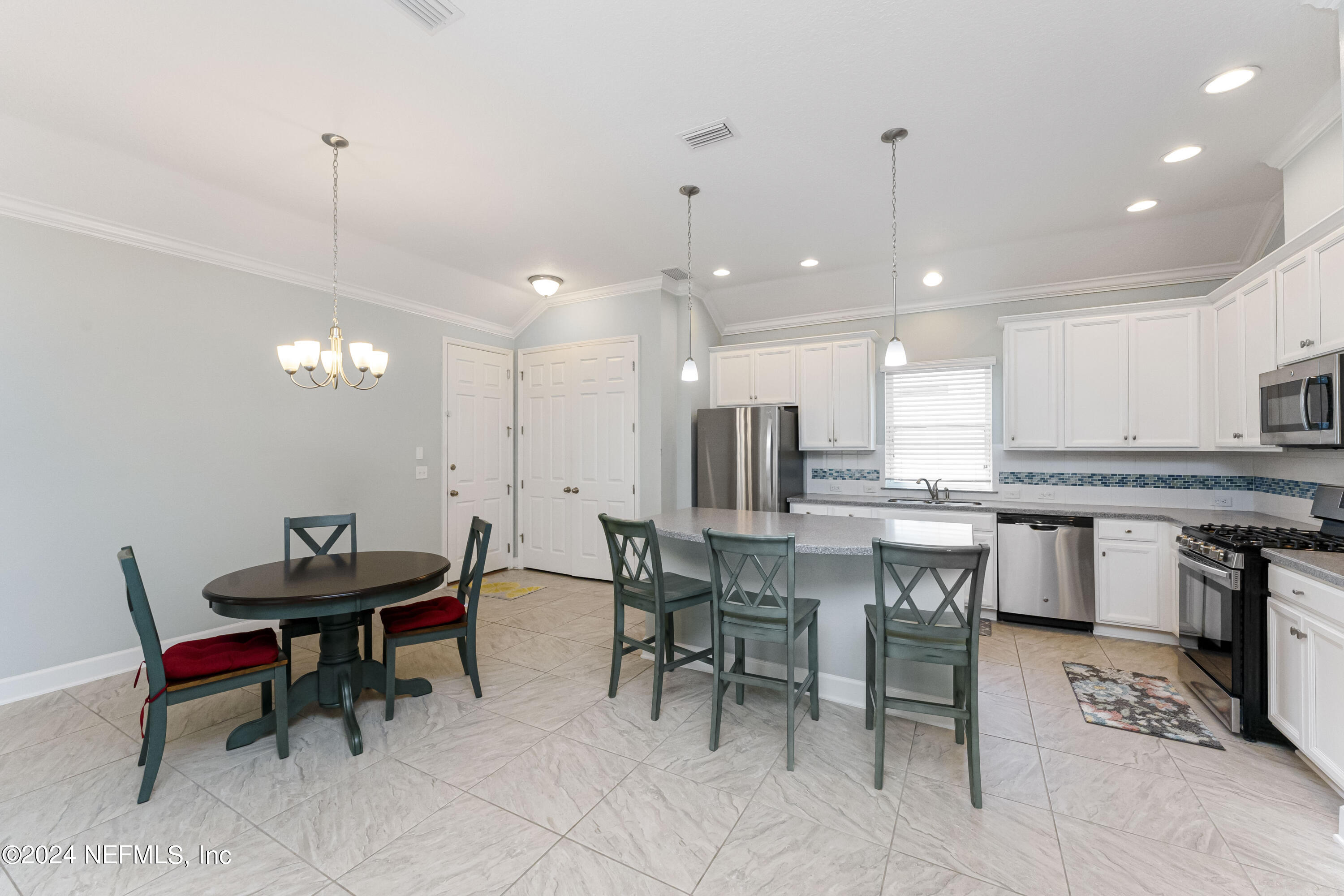 110 DANIEL PARK Circle