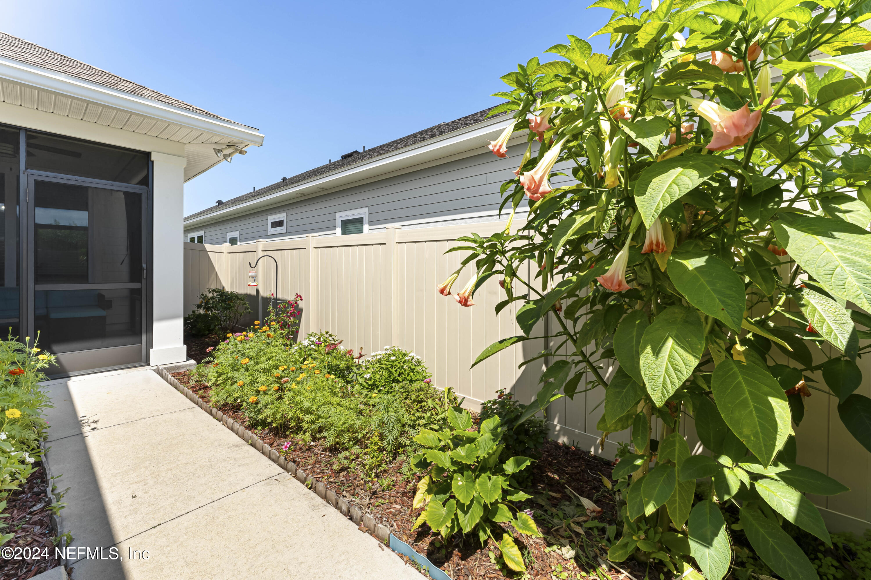 110 DANIEL PARK Circle