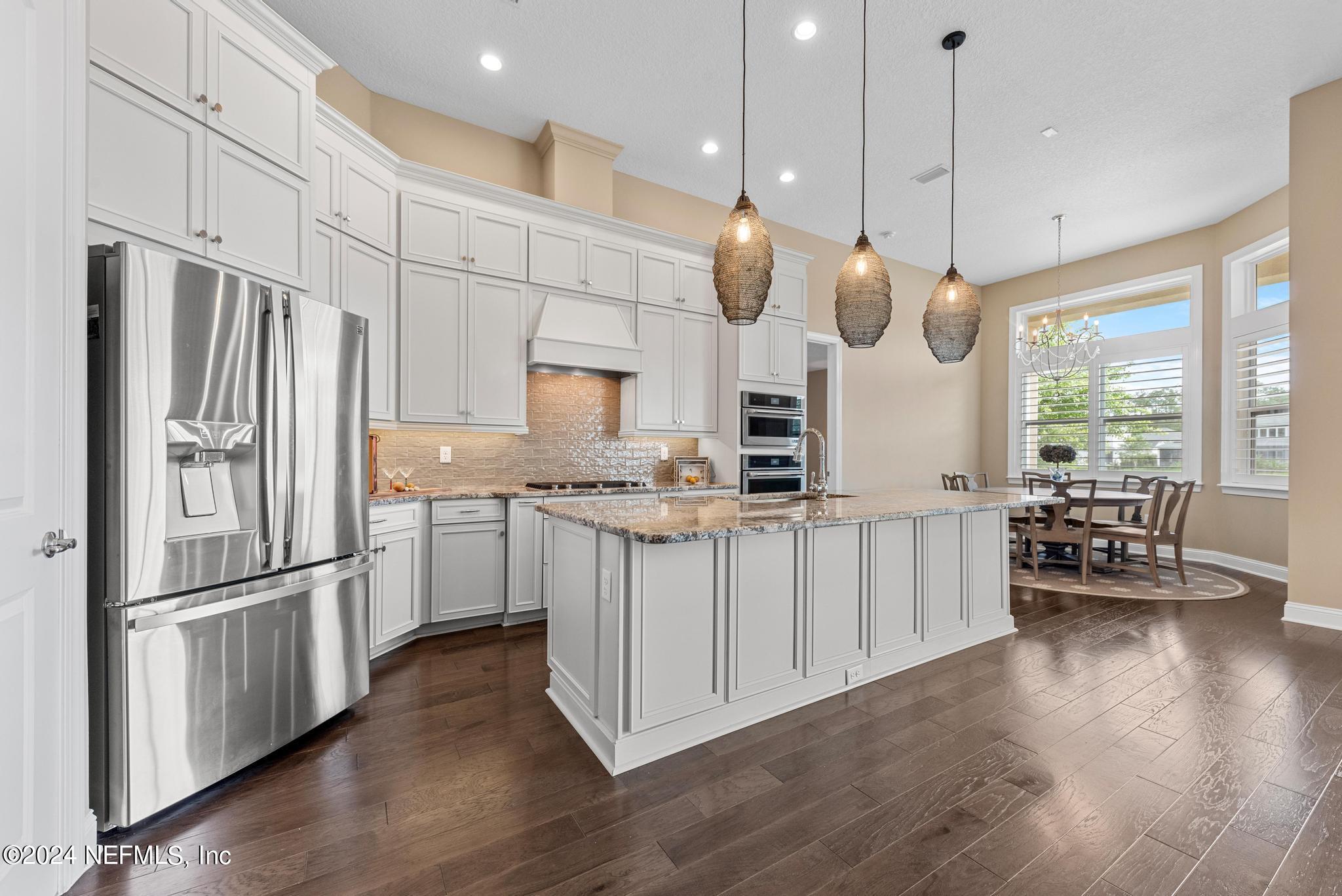 536 OLD BLUFF Drive
