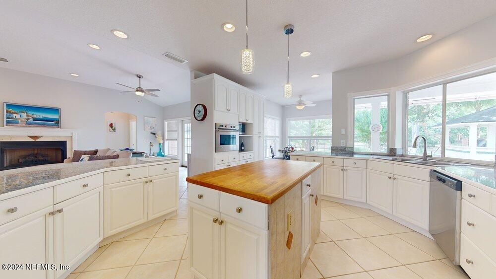 14067 PINE ISLAND Drive