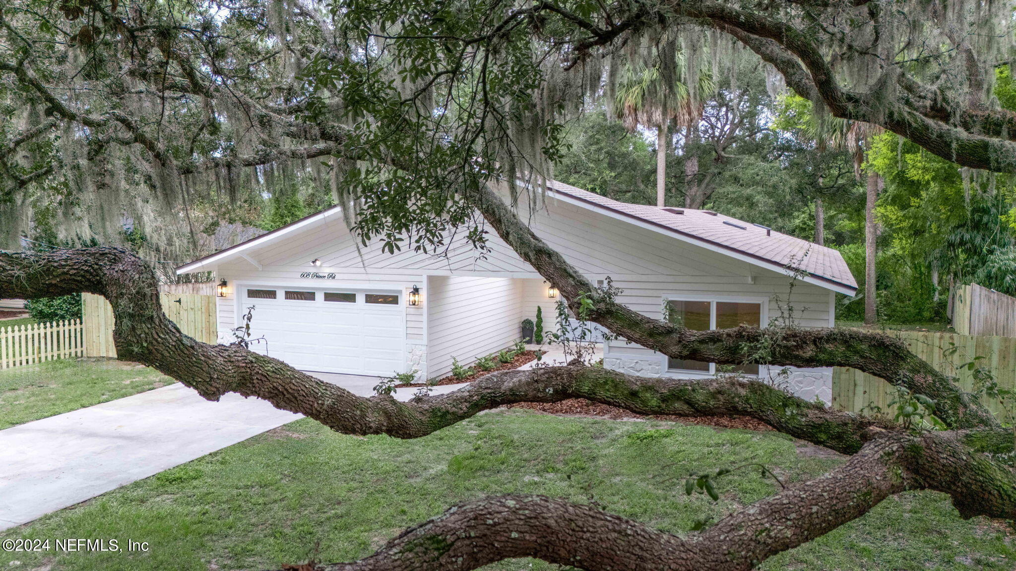 608 PRINCE Road, St. Augustine