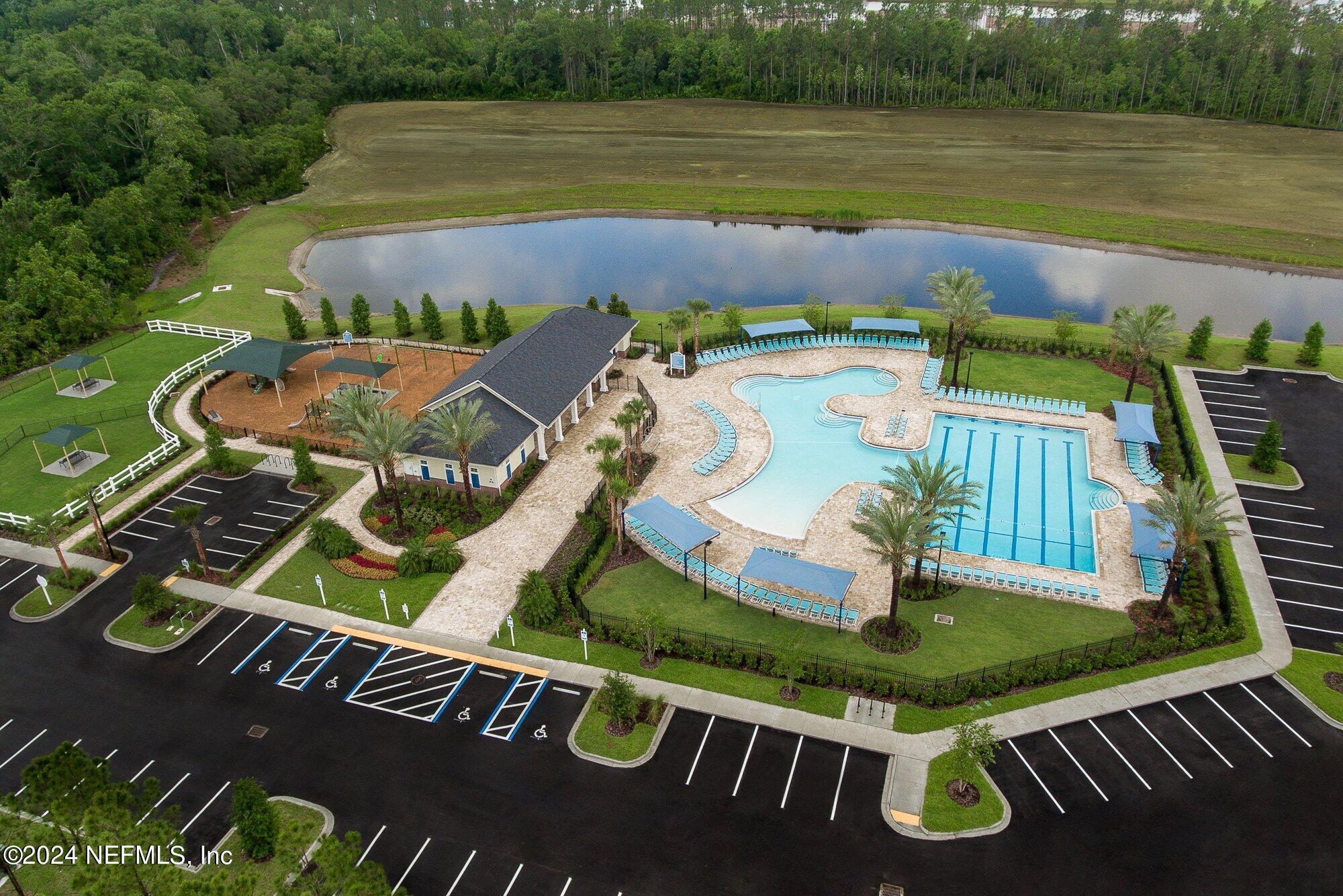 393 VISTA LAKE Circle