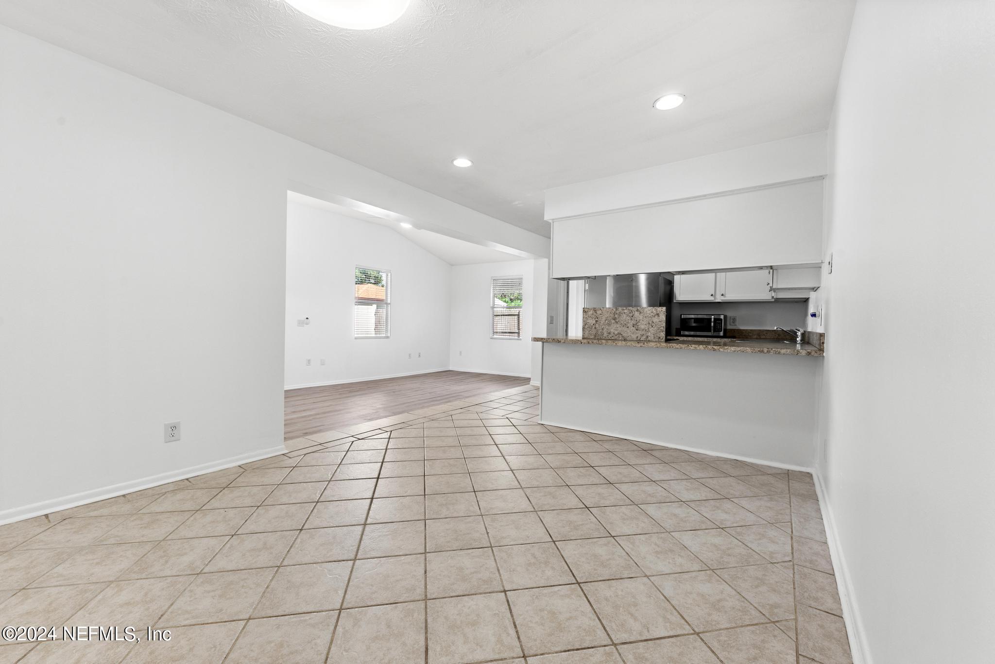 17 SEATROUT Street