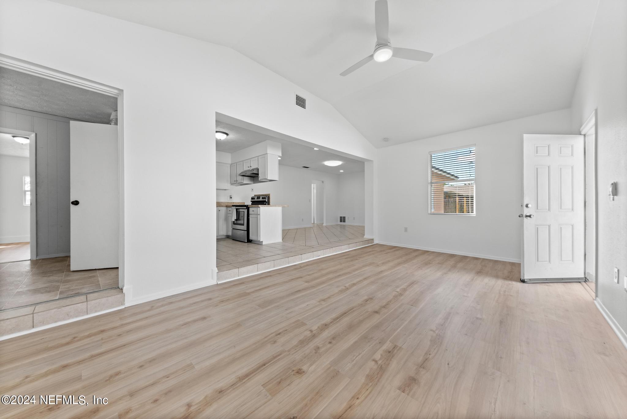 17 SEATROUT Street