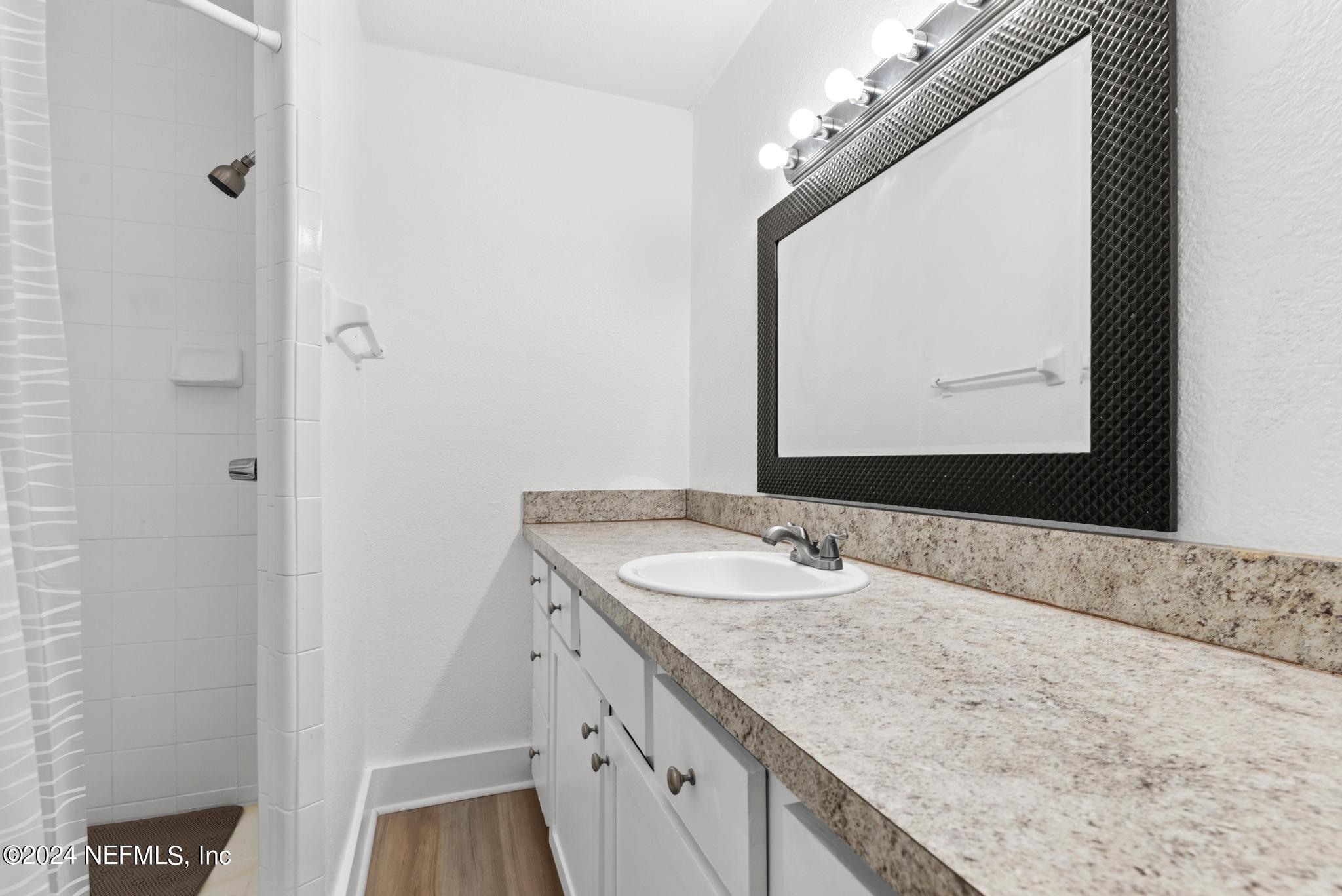 17 SEATROUT Street