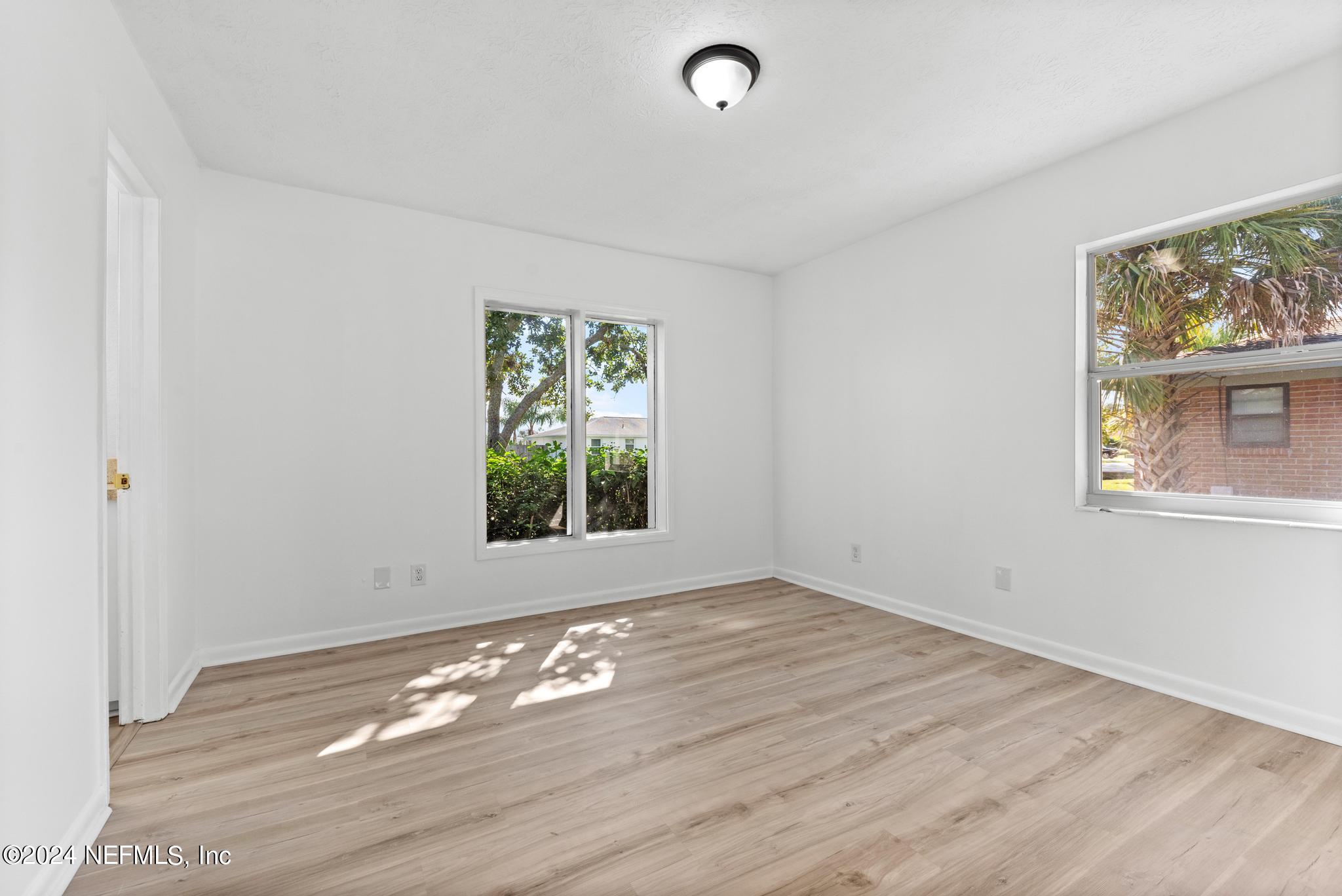 17 SEATROUT Street