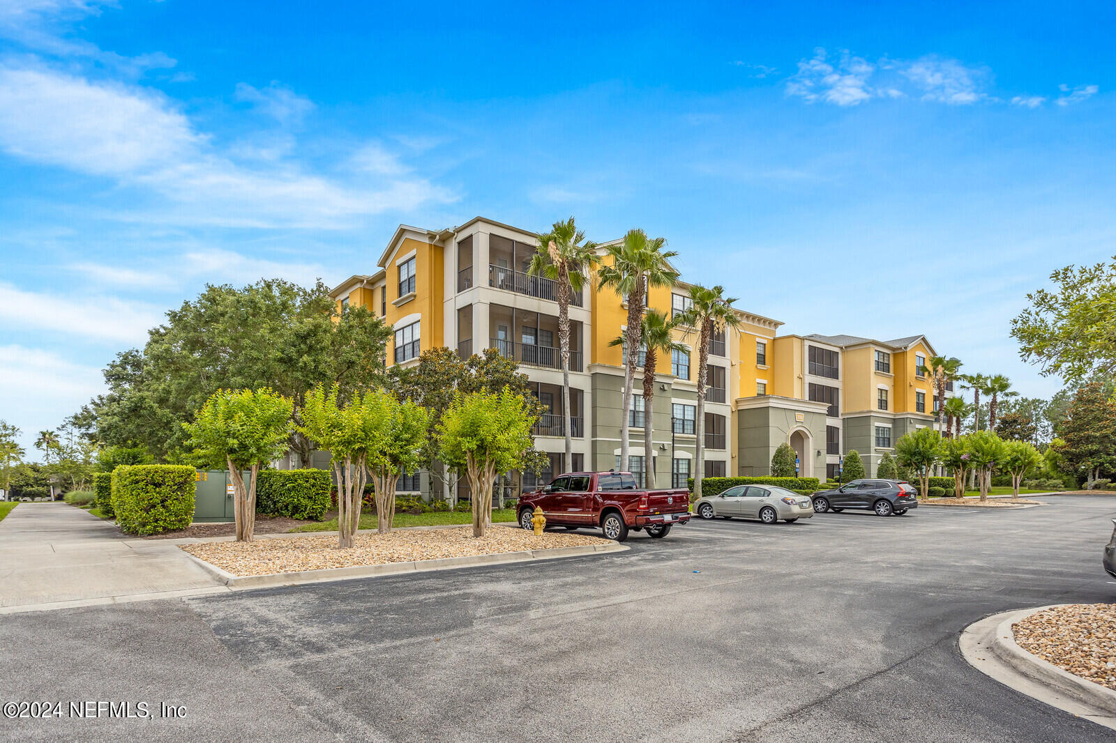 192 ORCHARD PASS Avenue, 537
