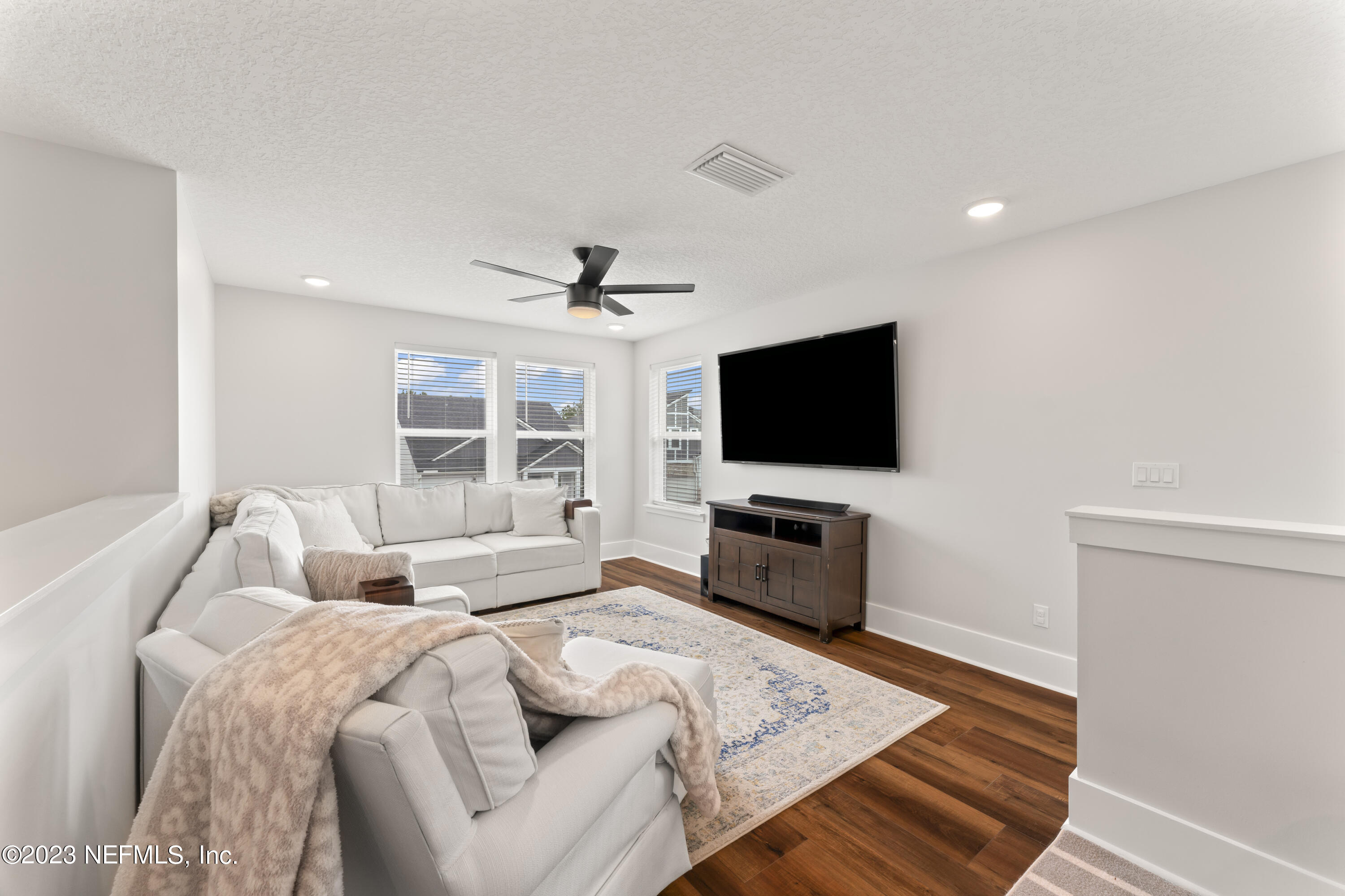 9814 INVENTION Lane