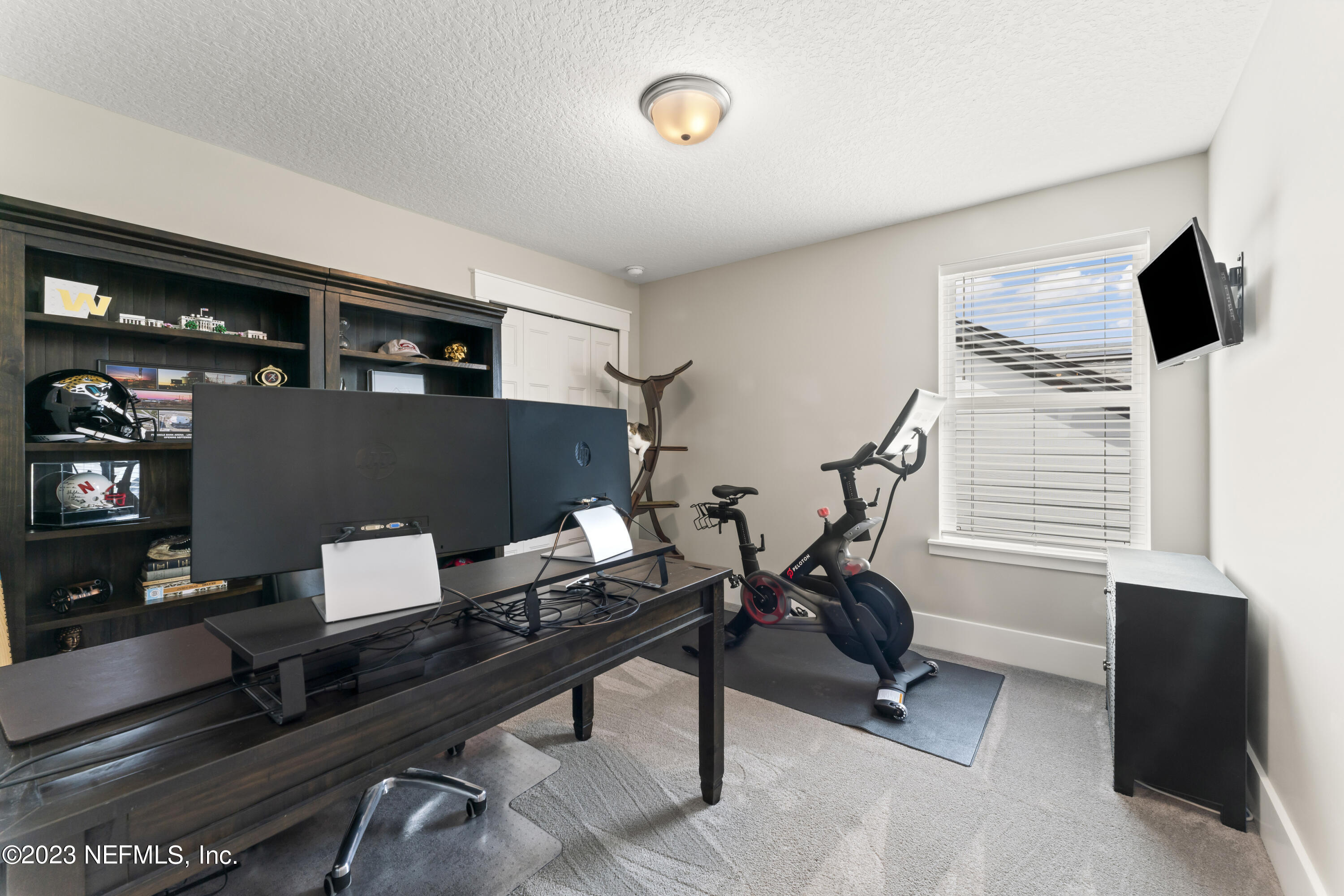9814 INVENTION Lane