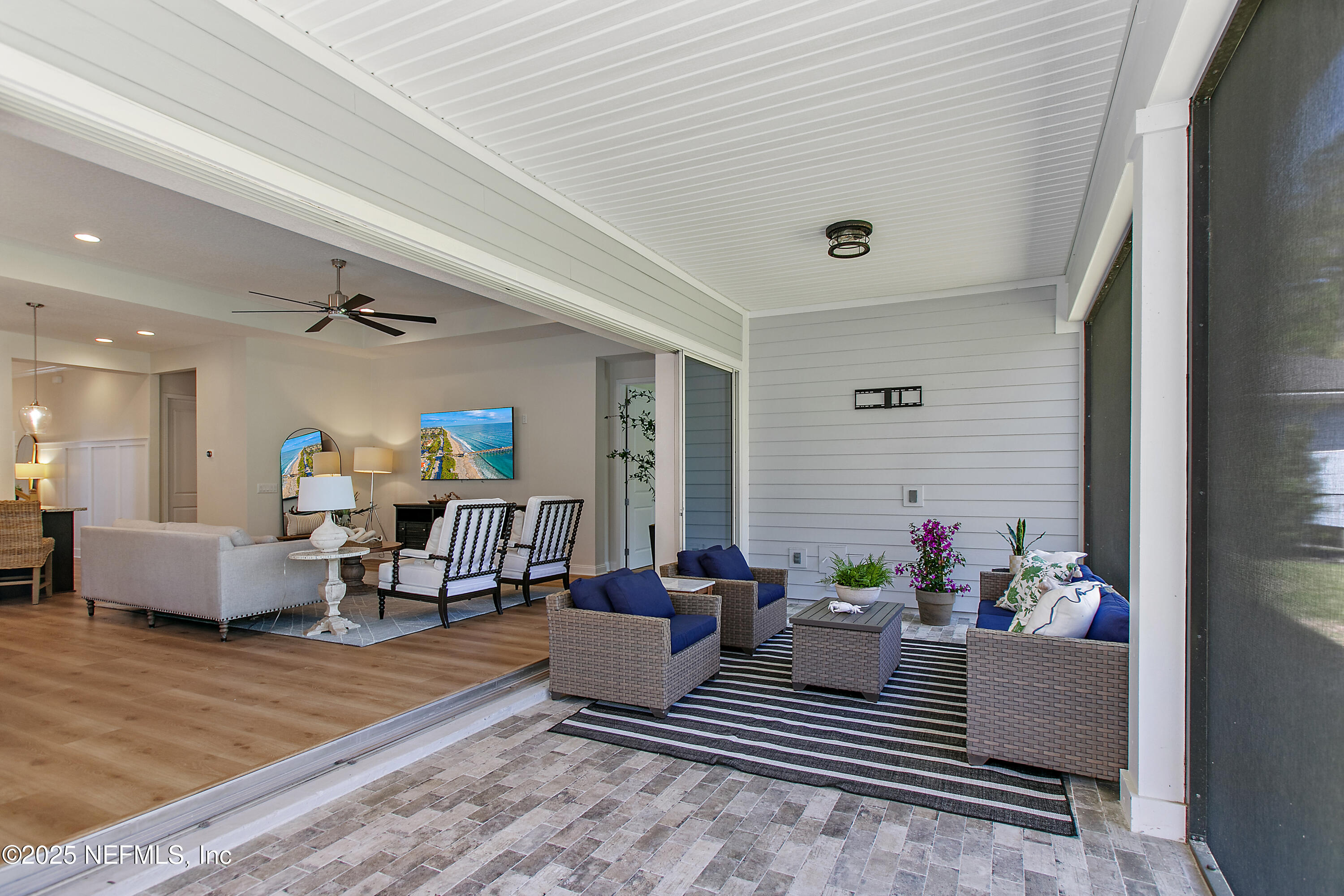 154 PARKBLUFF Circle